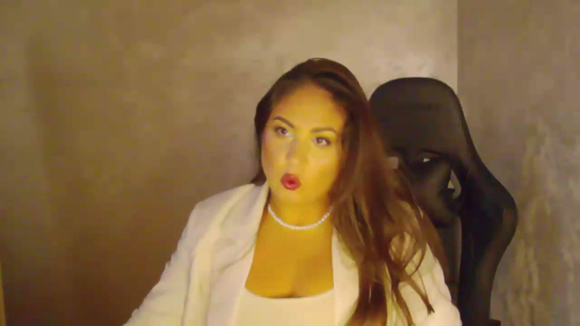 Gallery image thumbnail from NotVanilla's myfreecams stream on, 08/08/2026, 24:14 image 2 of 20