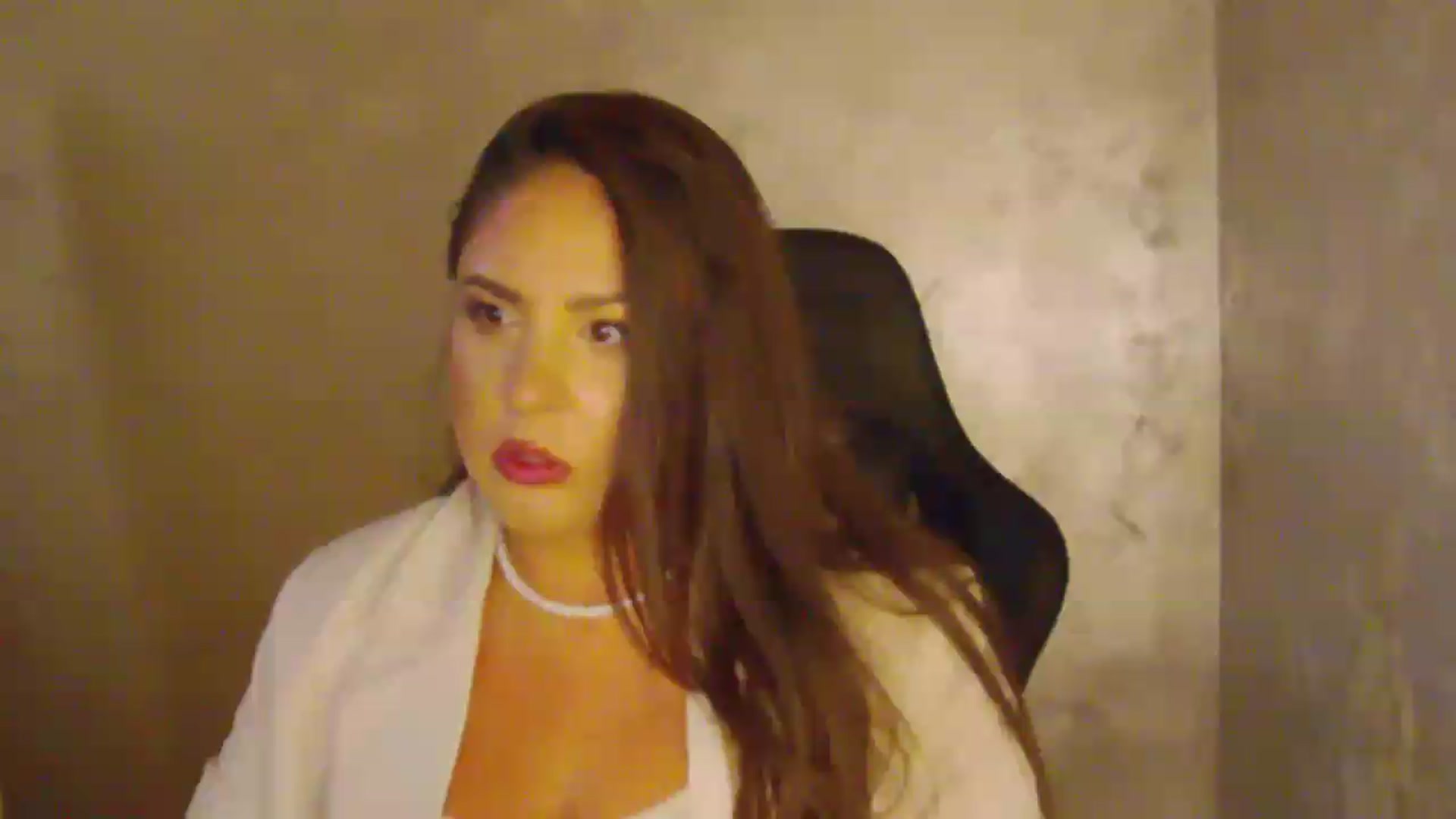 Gallery image thumbnail from NotVanilla's myfreecams stream on, 08/08/2026, 02:49 image 17 of 20