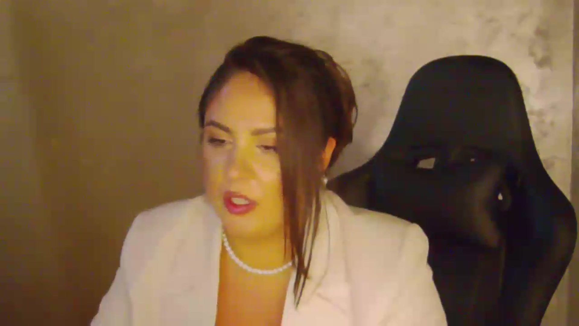 Gallery image thumbnail from NotVanilla's myfreecams stream on, 08/08/2026, 03:44 image 18 of 20
