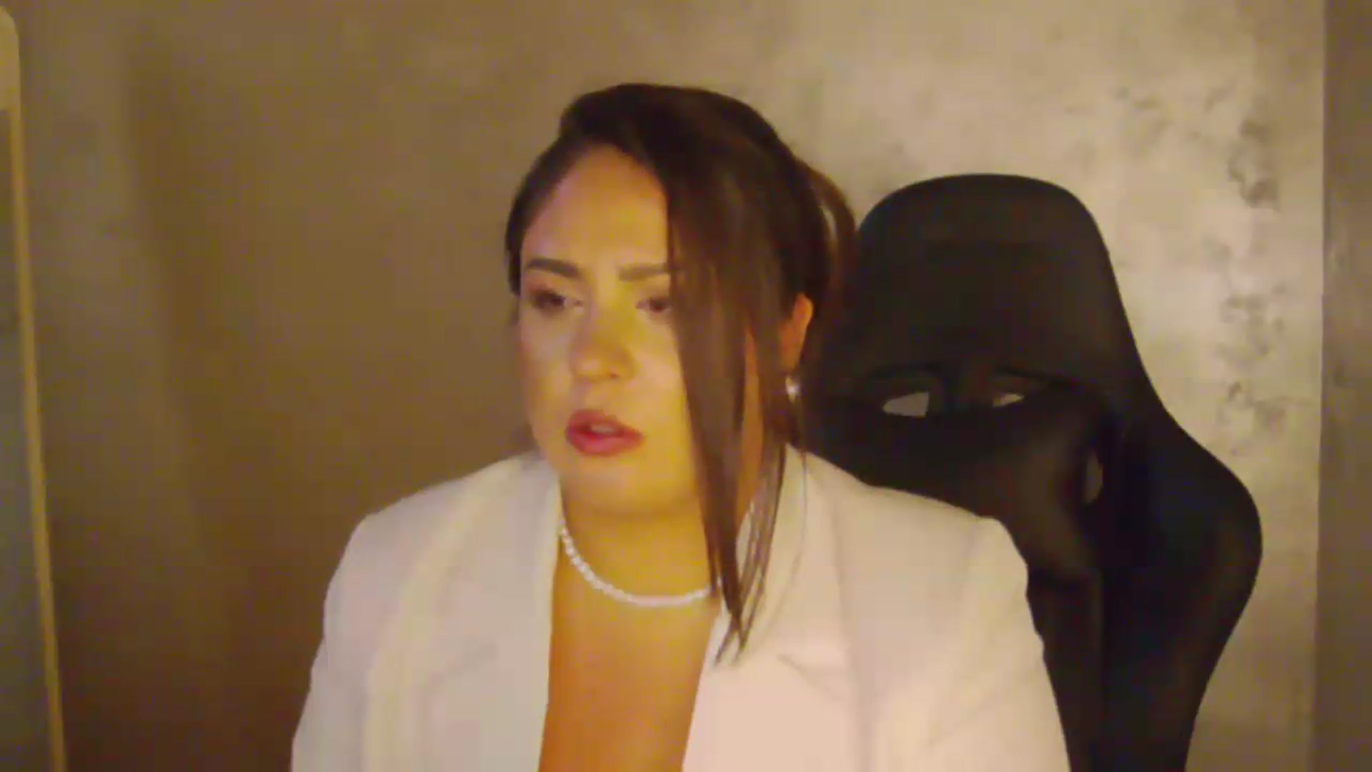 Gallery image thumbnail from NotVanilla's myfreecams stream on, 08/08/2026, 04:20 image 9 of 20