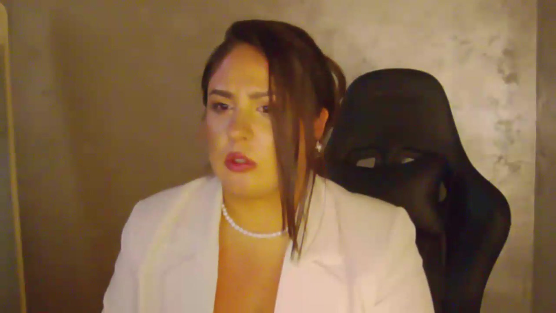 Gallery image thumbnail from NotVanilla's myfreecams stream on, 08/08/2026, 04:20 image 12 of 20