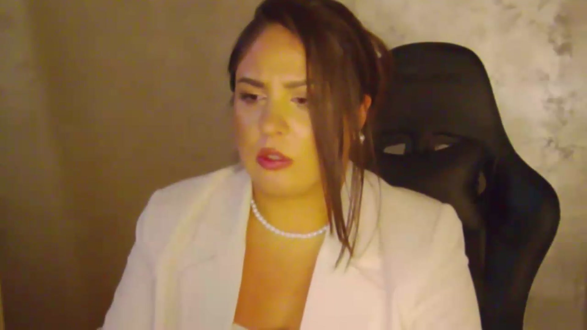 Gallery image thumbnail from NotVanilla's myfreecams stream on, 08/08/2026, 04:20 image 4 of 20