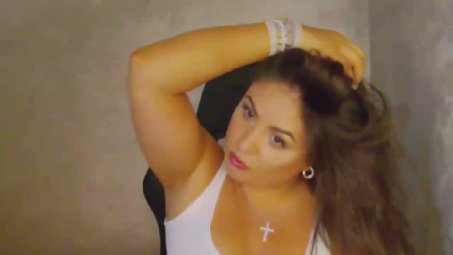Gallery image thumbnail from NotVanilla's myfreecams stream on, 08/08/2026, 23:34 image 4 of 20