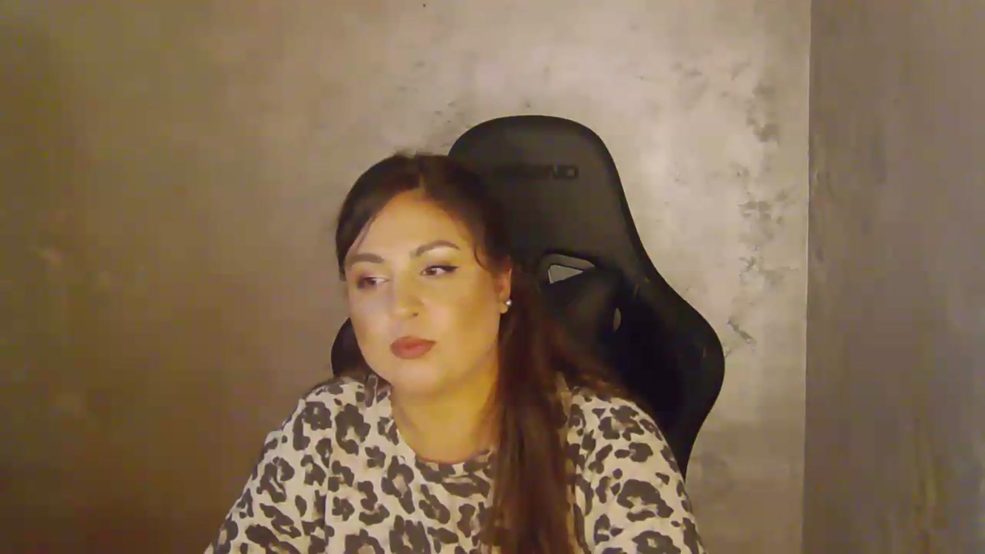 Gallery image thumbnail from NotVanilla's myfreecams stream on, 08/13/2026, 22:56 image 19 of 20