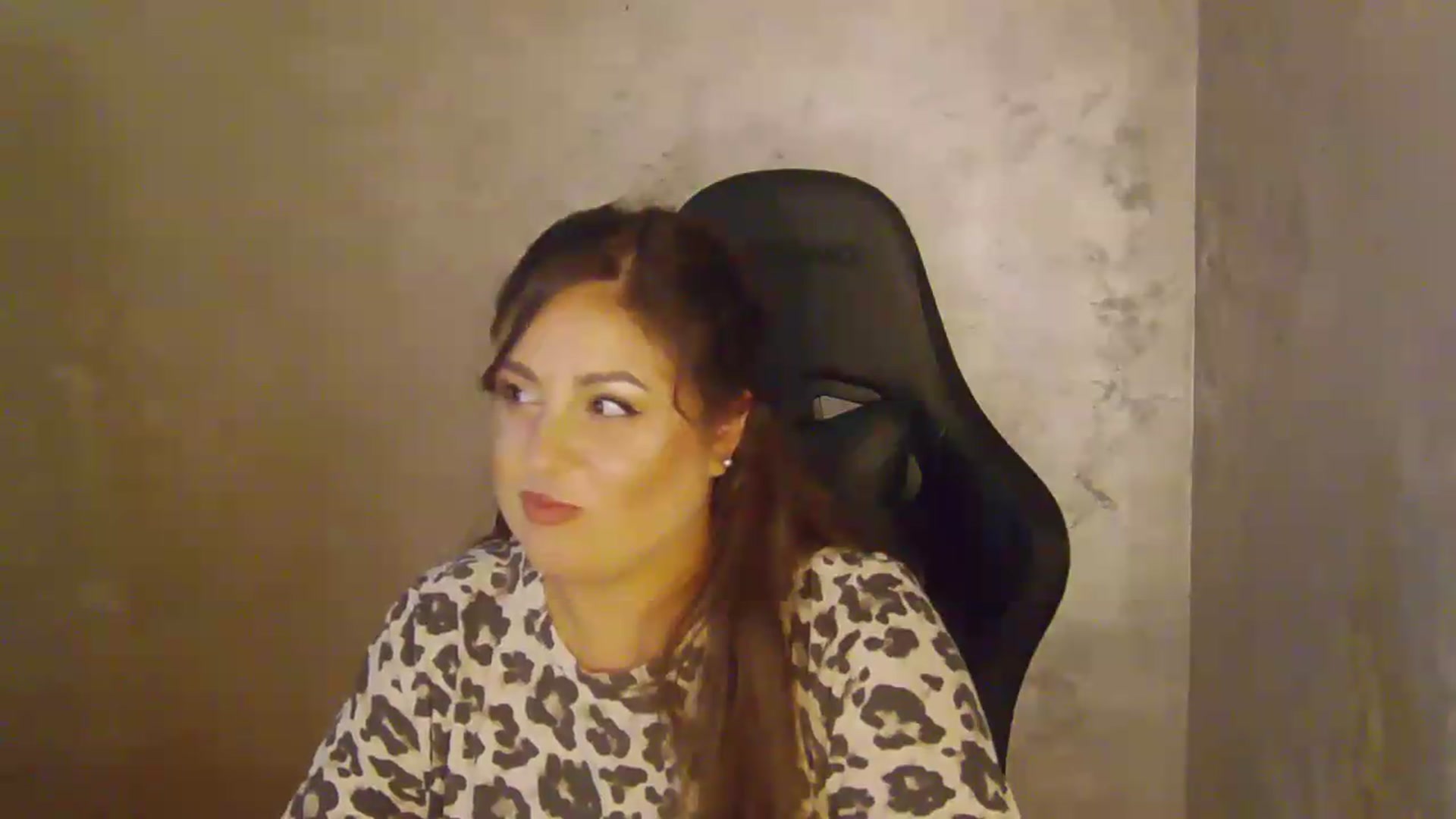 Gallery image thumbnail from NotVanilla's myfreecams stream on, 08/13/2026, 22:56 image 13 of 20