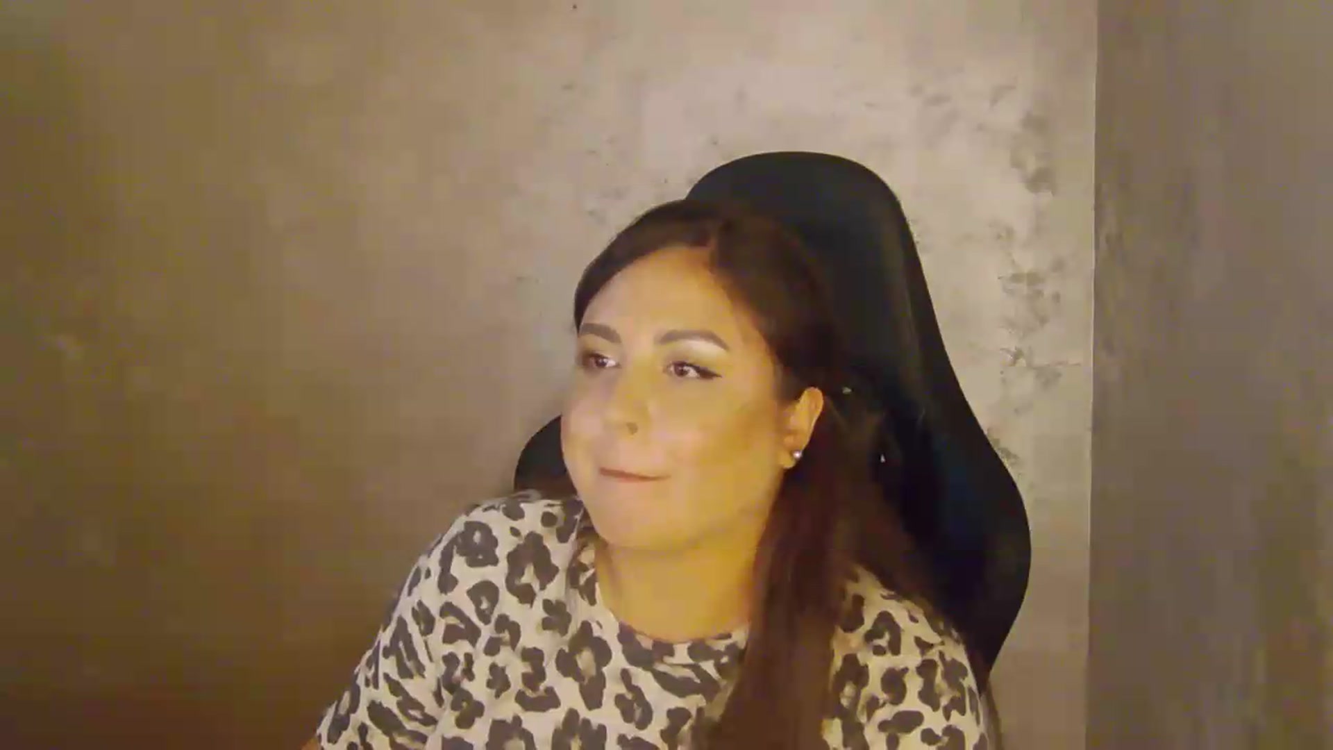 Gallery image thumbnail from NotVanilla's myfreecams stream on, 08/14/2026, 24:01 image 7 of 20