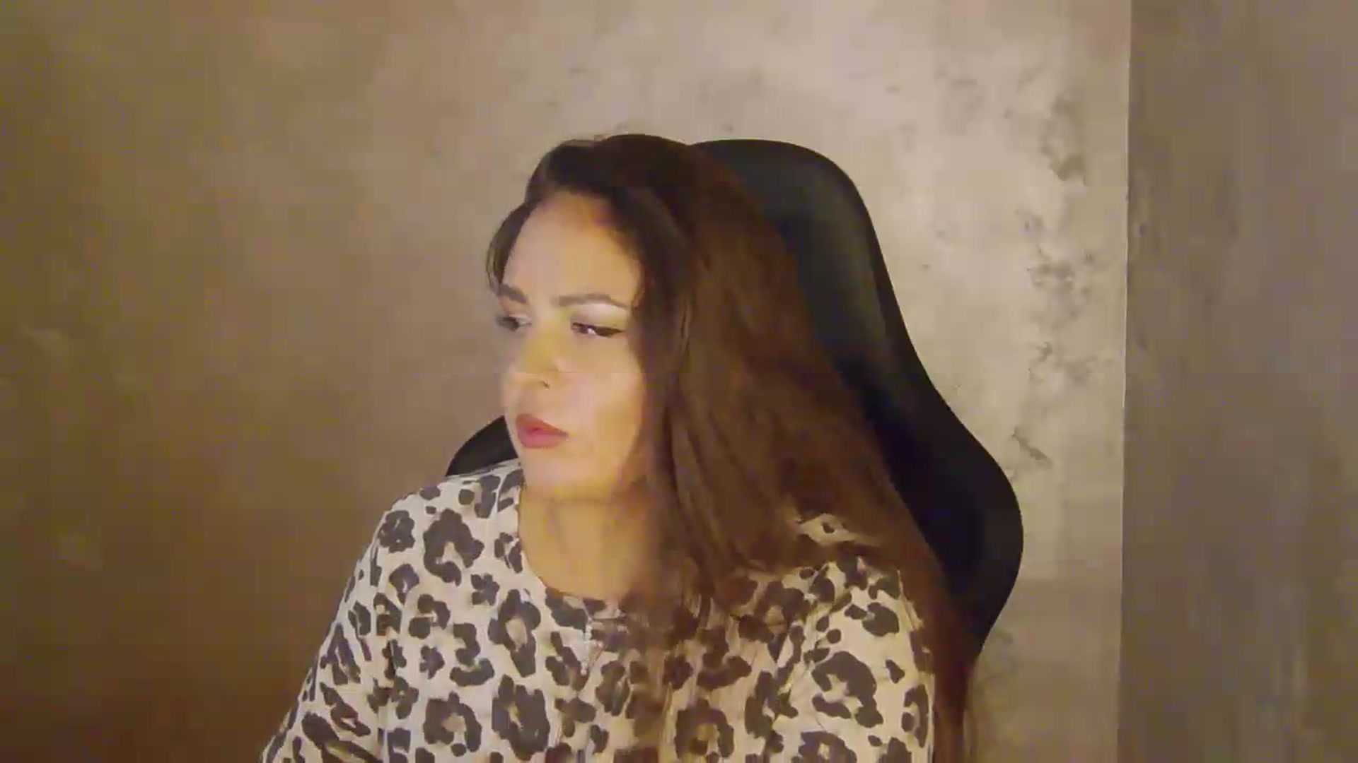 Gallery image thumbnail from NotVanilla's myfreecams stream on, 08/14/2026, 24:01 image 18 of 20