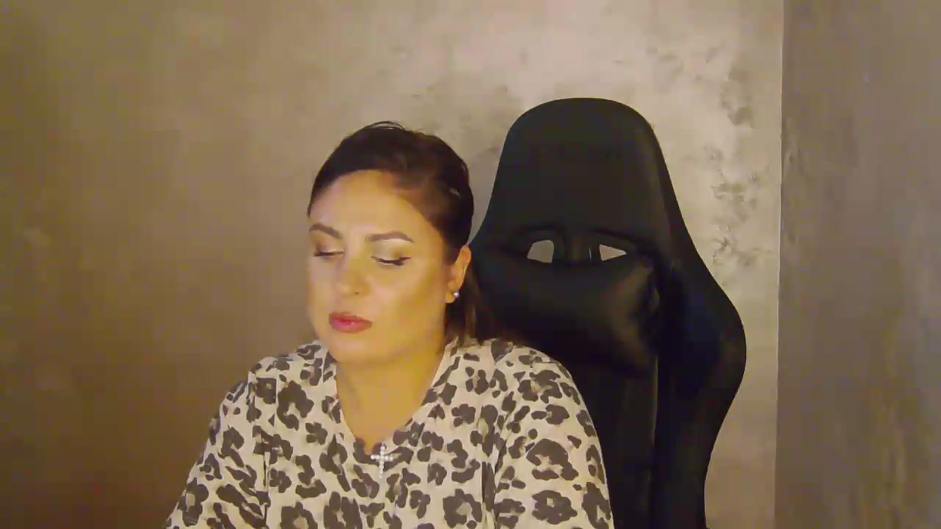 Gallery image thumbnail from NotVanilla's myfreecams stream on, 08/14/2026, 01:26 image 11 of 20