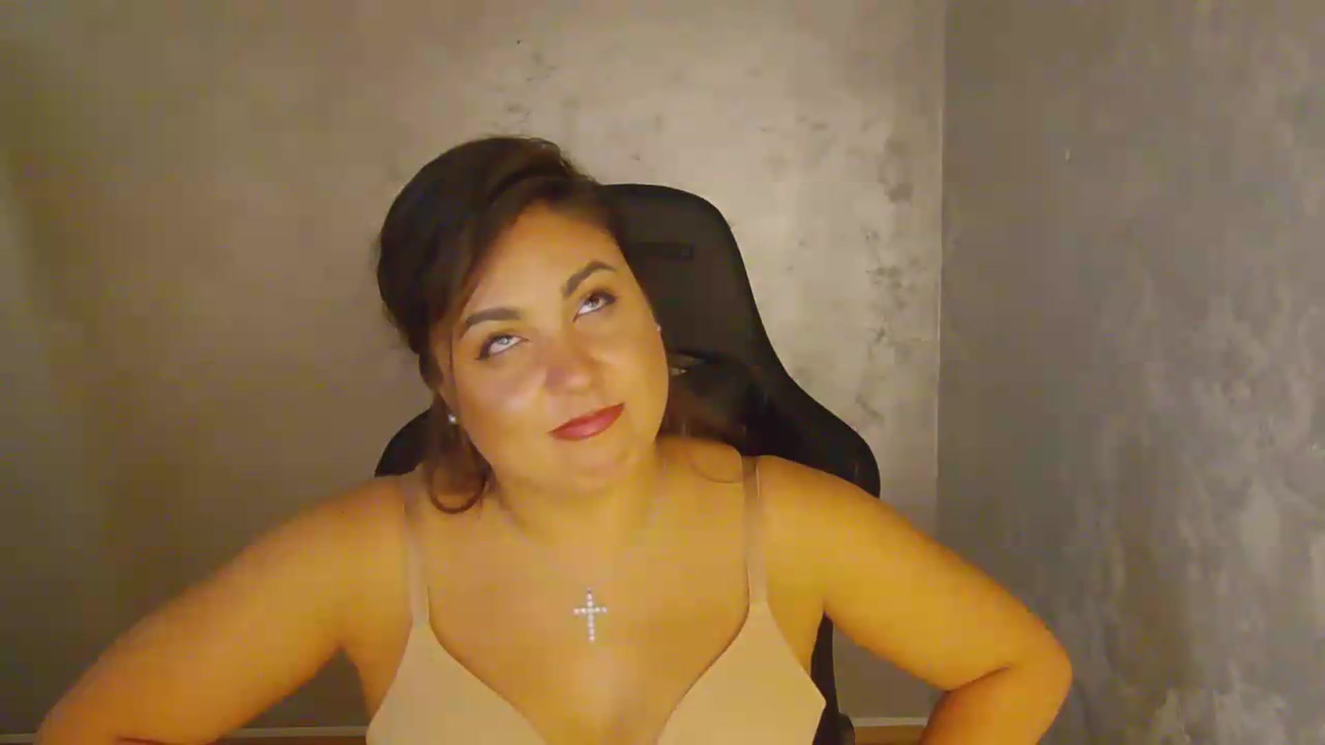 Gallery image thumbnail from NotVanilla's myfreecams stream on, 08/14/2026, 10:10 image 13 of 20