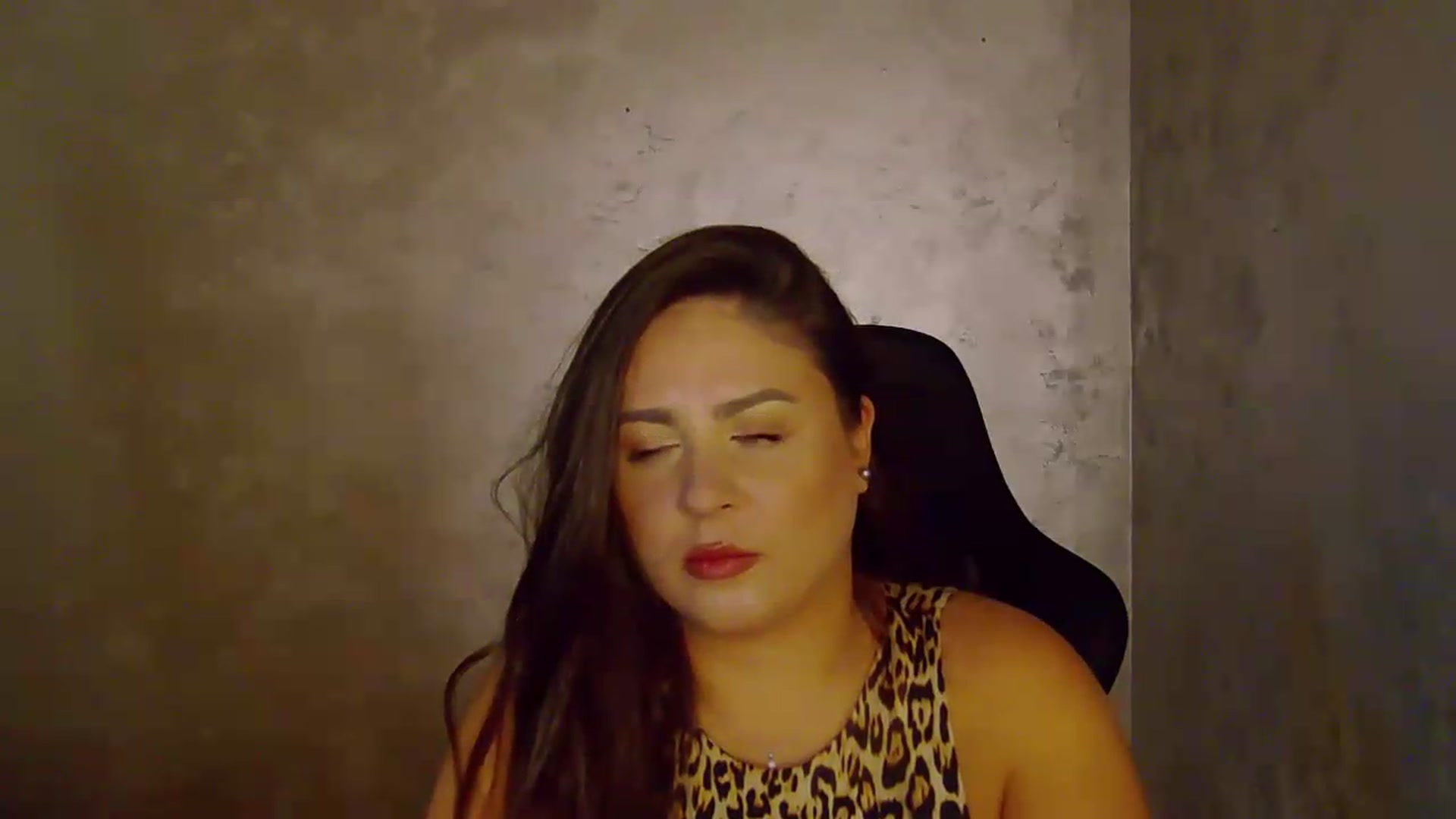 Gallery image thumbnail from NotVanilla's myfreecams stream on, 08/15/2026, 01:12 image 2 of 20