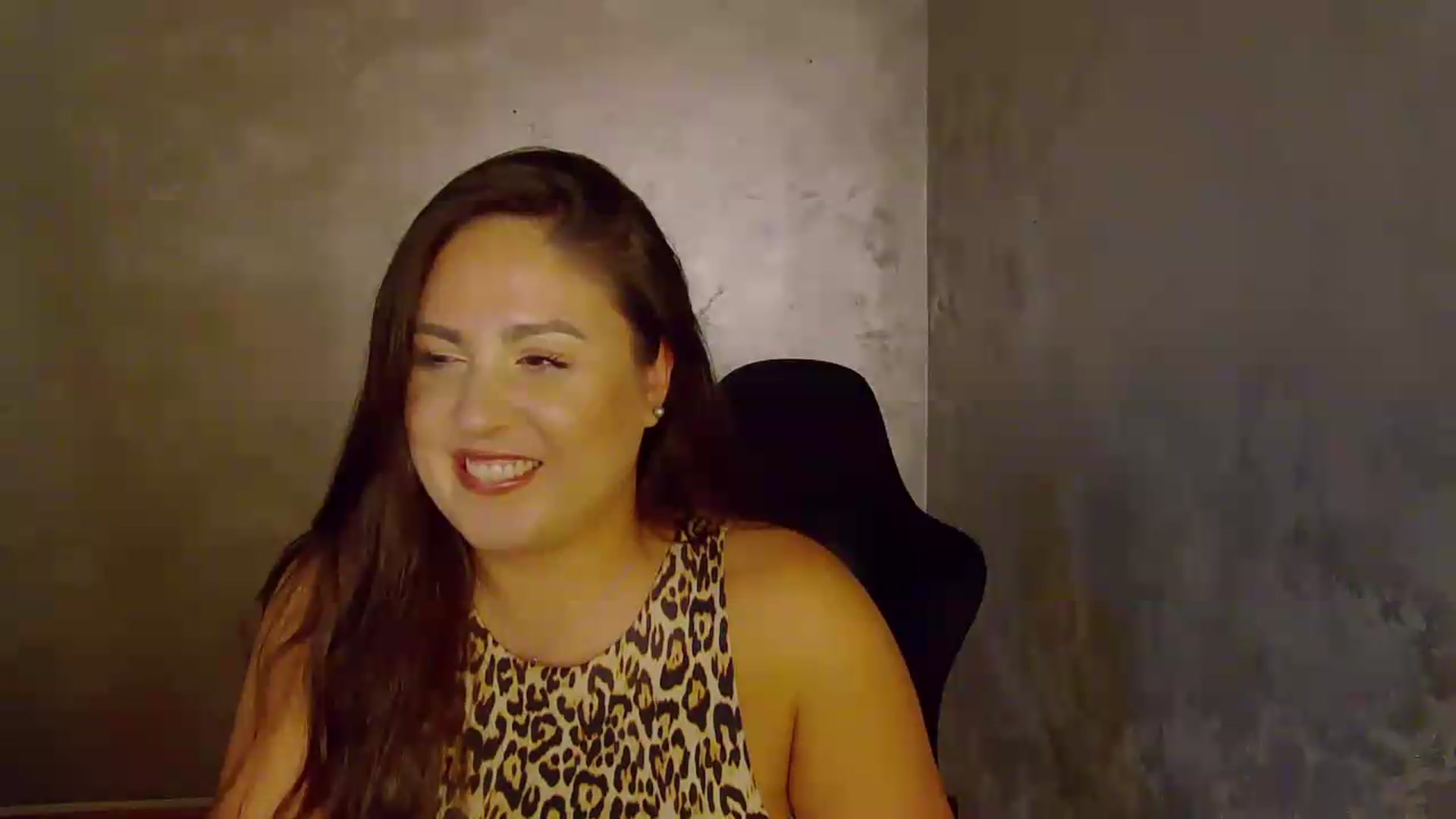 Gallery image thumbnail from NotVanilla's myfreecams stream on, 08/15/2026, 03:19 image 19 of 20