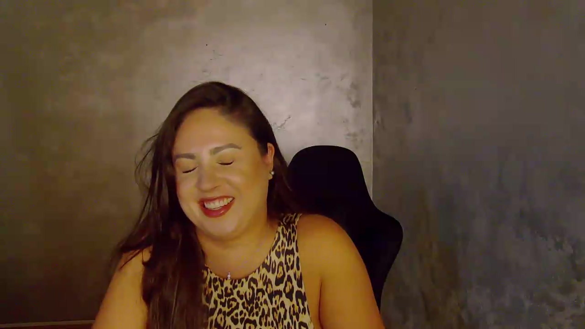 Gallery image thumbnail from NotVanilla's myfreecams stream on, 08/15/2026, 03:19 image 14 of 20