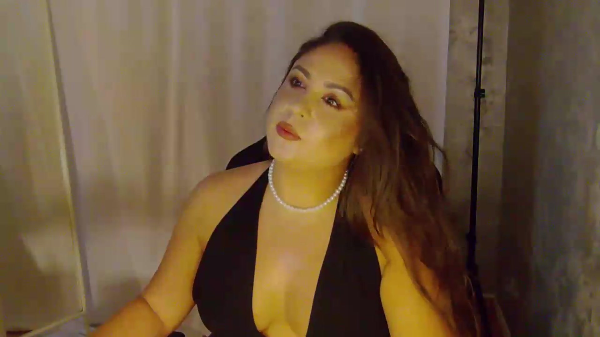 Gallery image thumbnail from NotVanilla's myfreecams stream on, 08/16/2026, 06:12 image 2 of 20