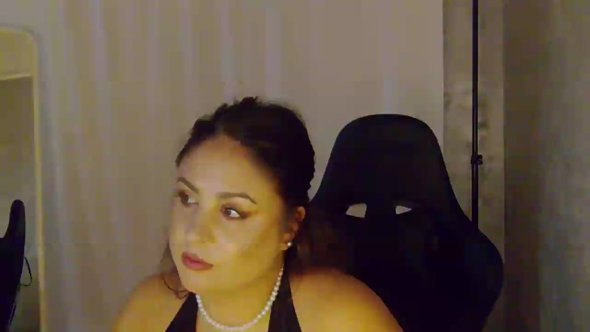 Gallery image thumbnail from NotVanilla's myfreecams stream on, 08/16/2026, 07:40 image 18 of 20