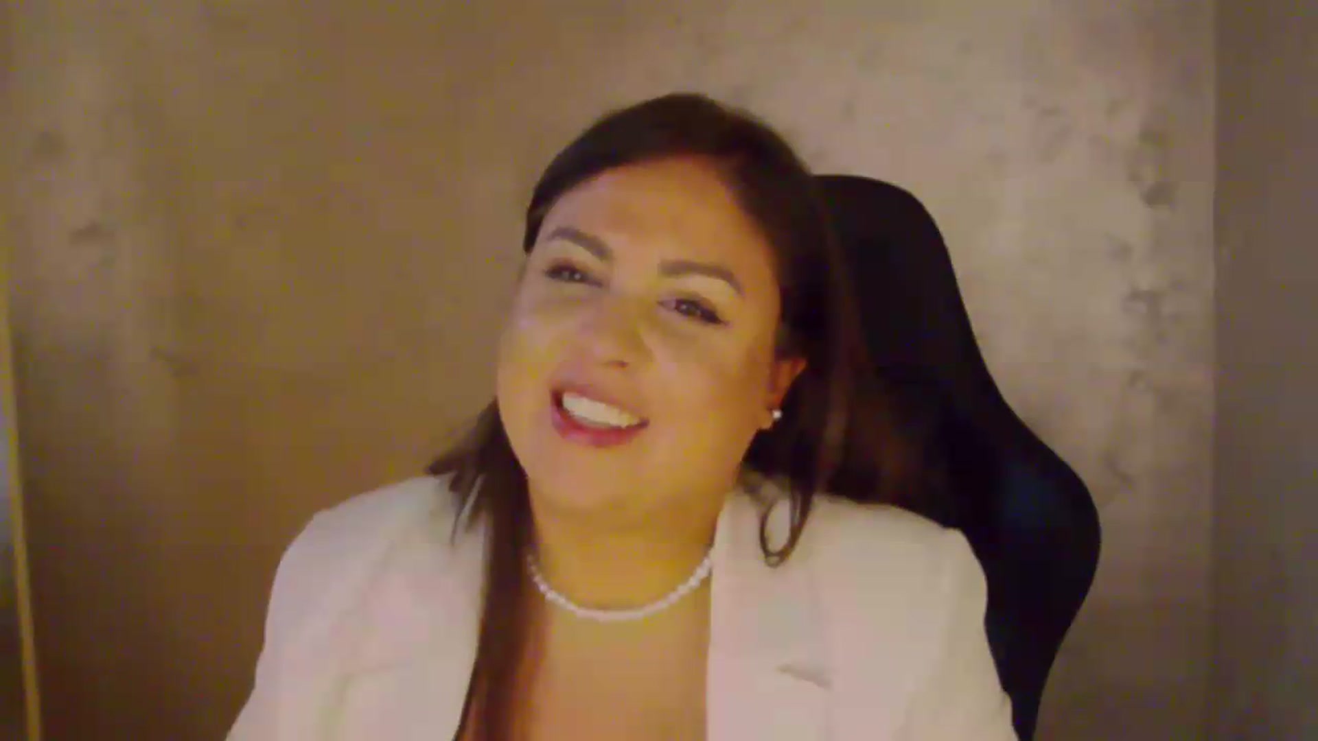 Gallery image thumbnail from NotVanilla's myfreecams stream on, 08/18/2026, 05:01 image 3 of 20