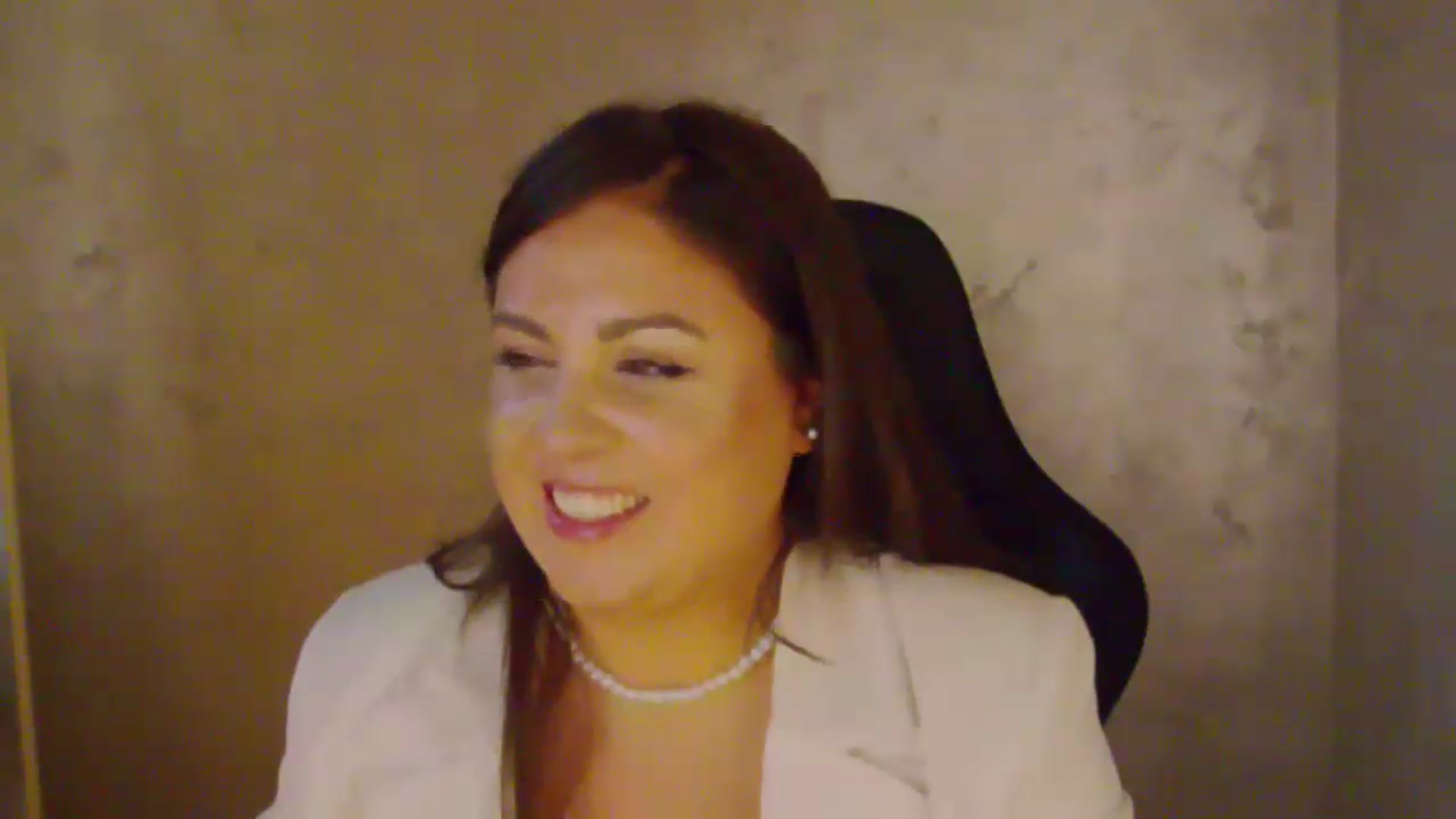 Gallery image thumbnail from NotVanilla's myfreecams stream on, 08/18/2026, 05:01 image 6 of 20