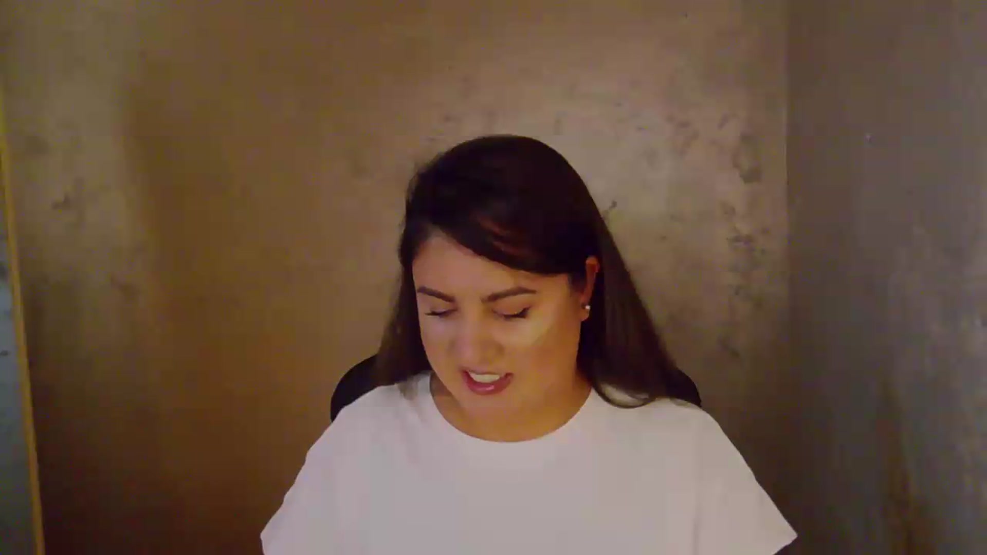Gallery image thumbnail from NotVanilla's myfreecams stream on, 08/20/2026, 24:01 image 8 of 20
