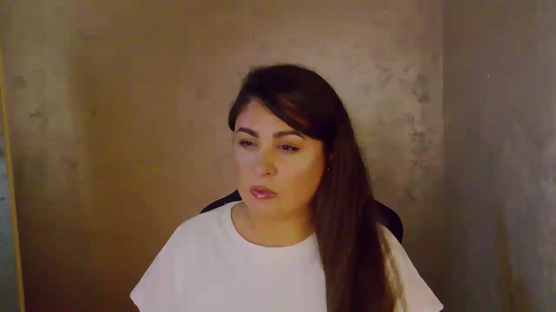 Gallery image thumbnail from NotVanilla's myfreecams stream on, 08/20/2026, 24:01 image 10 of 20