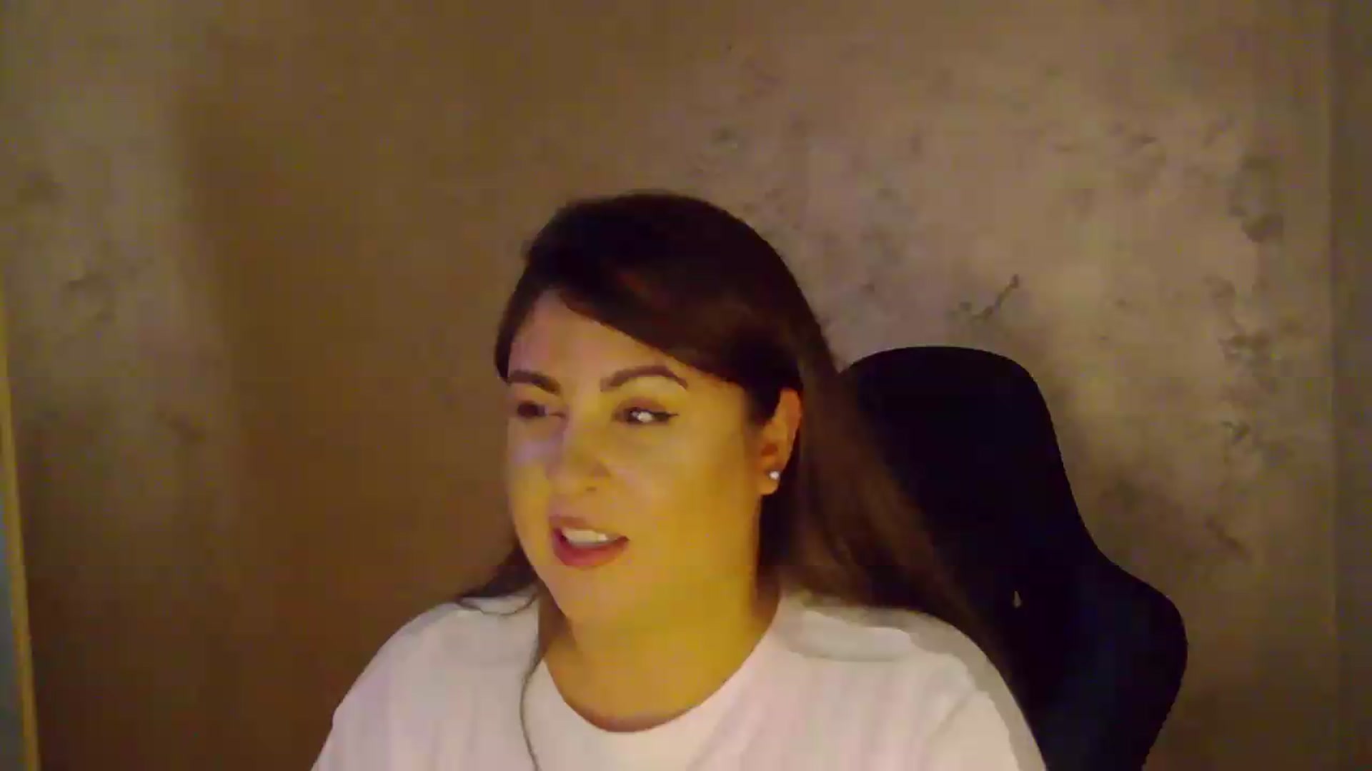 Gallery image thumbnail from NotVanilla's myfreecams stream on, 08/20/2026, 02:45 image 11 of 20