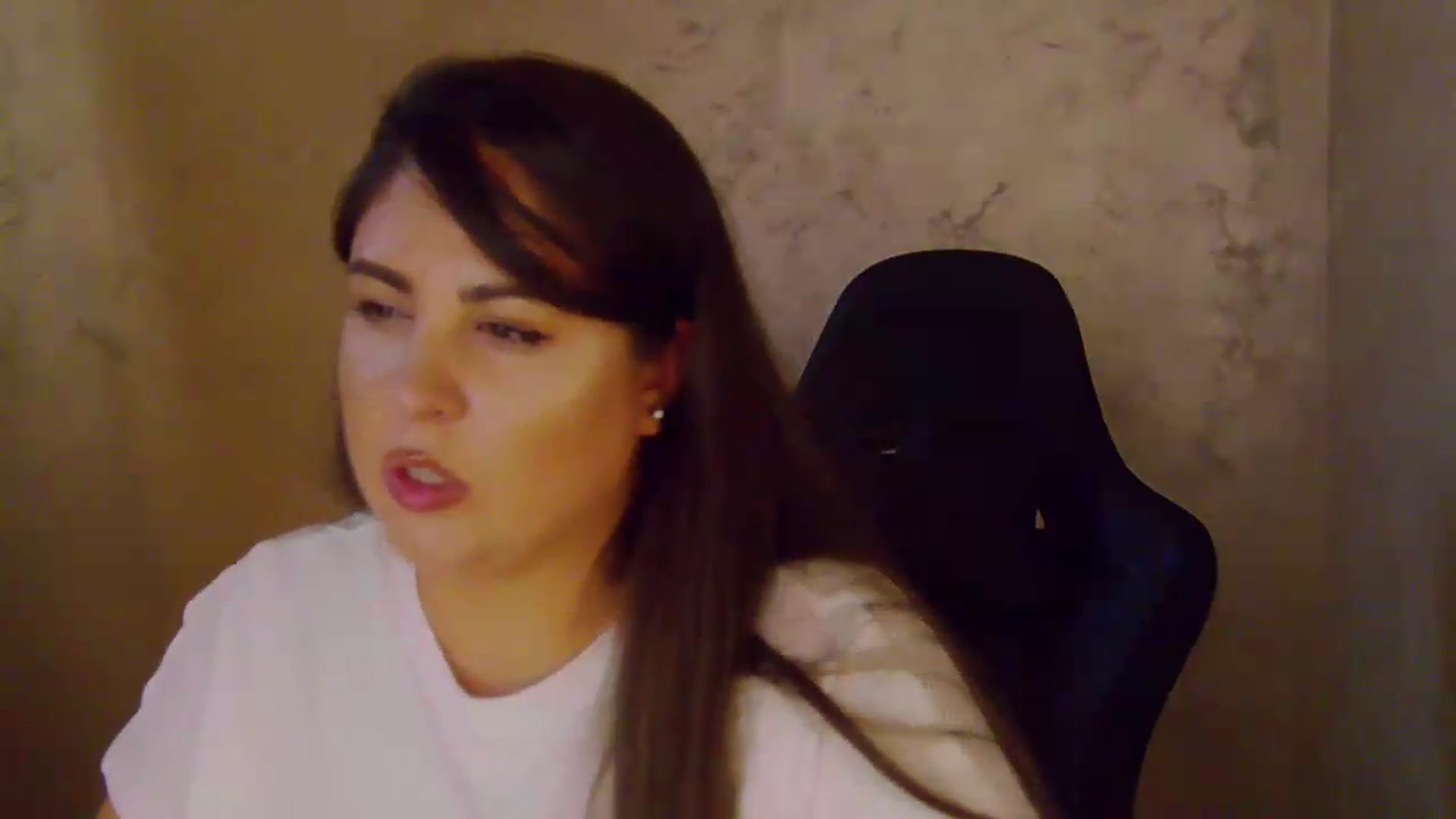 Gallery image thumbnail from NotVanilla's myfreecams stream on, 08/20/2026, 02:45 image 5 of 20