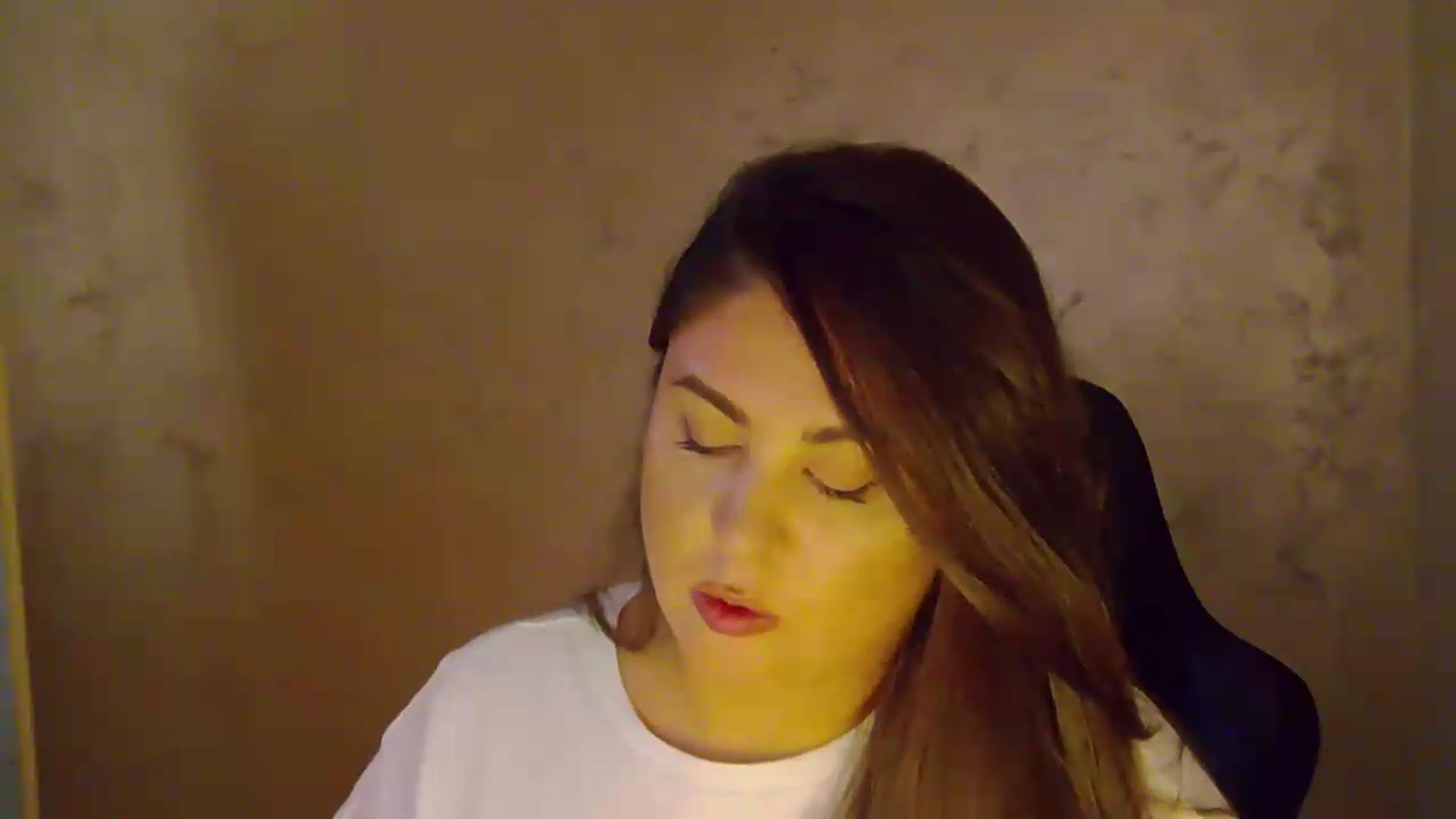 Gallery image thumbnail from NotVanilla's myfreecams stream on, 08/20/2026, 02:45 image 18 of 20