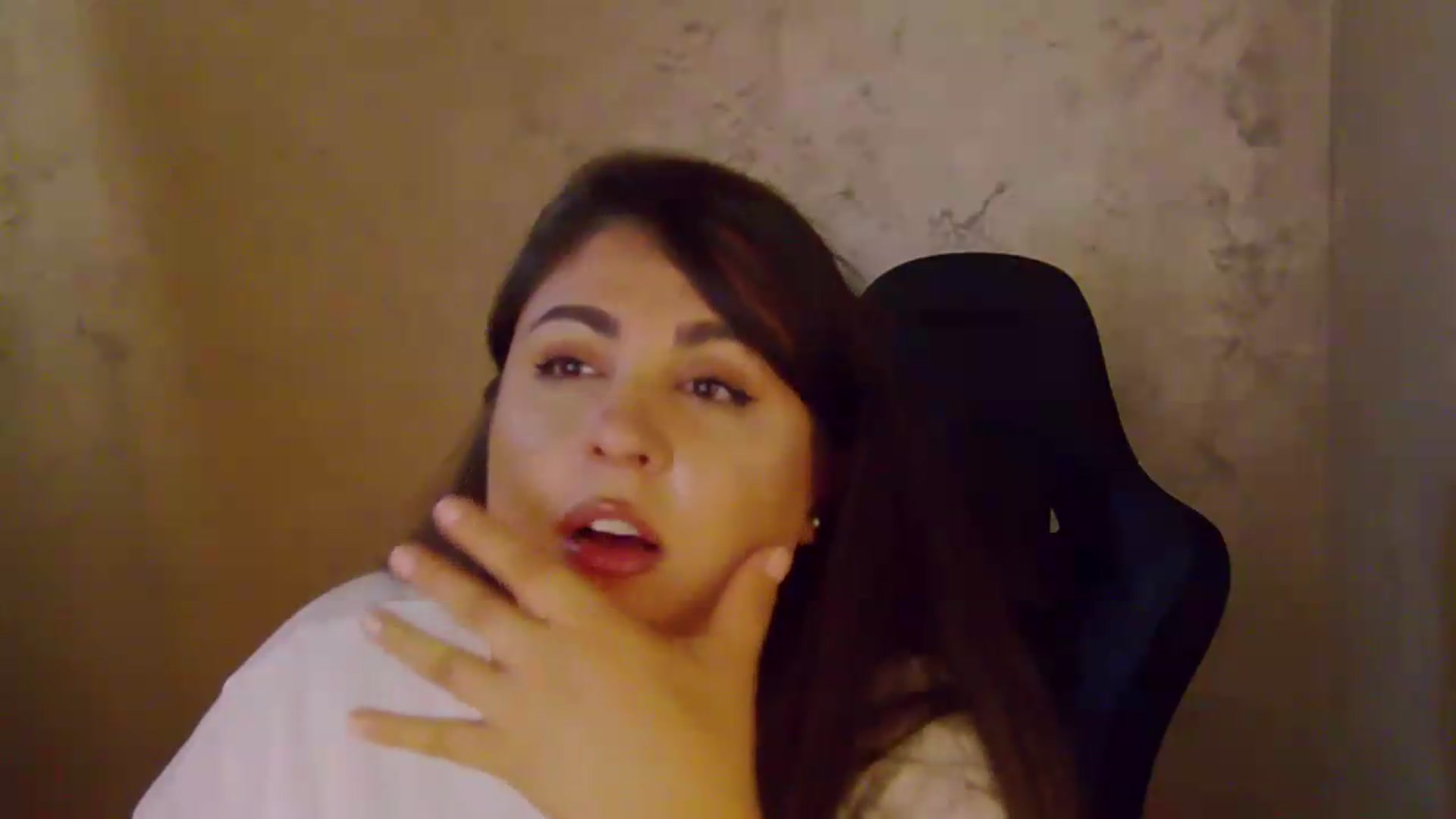 Gallery image thumbnail from NotVanilla's myfreecams stream on, 08/20/2026, 02:45 image 4 of 20
