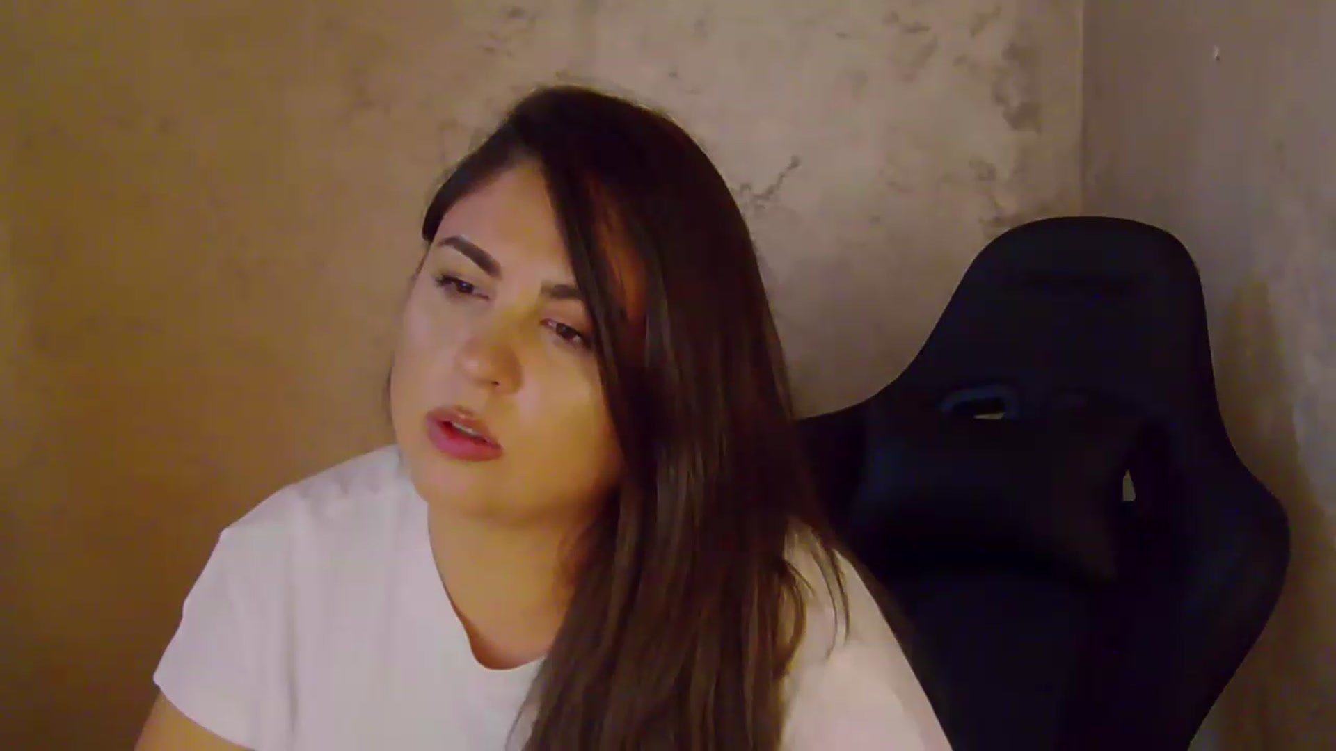 Gallery image thumbnail from NotVanilla's myfreecams stream on, 08/20/2026, 03:51 image 20 of 20