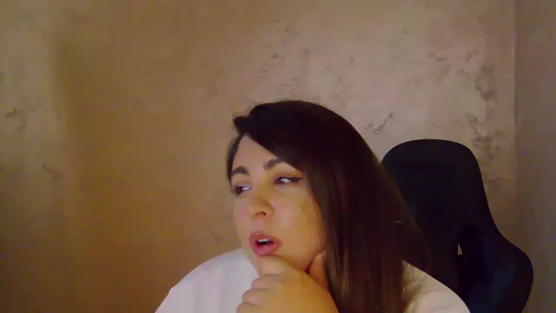 Gallery image thumbnail from NotVanilla's myfreecams stream on, 08/20/2026, 03:51 image 2 of 20