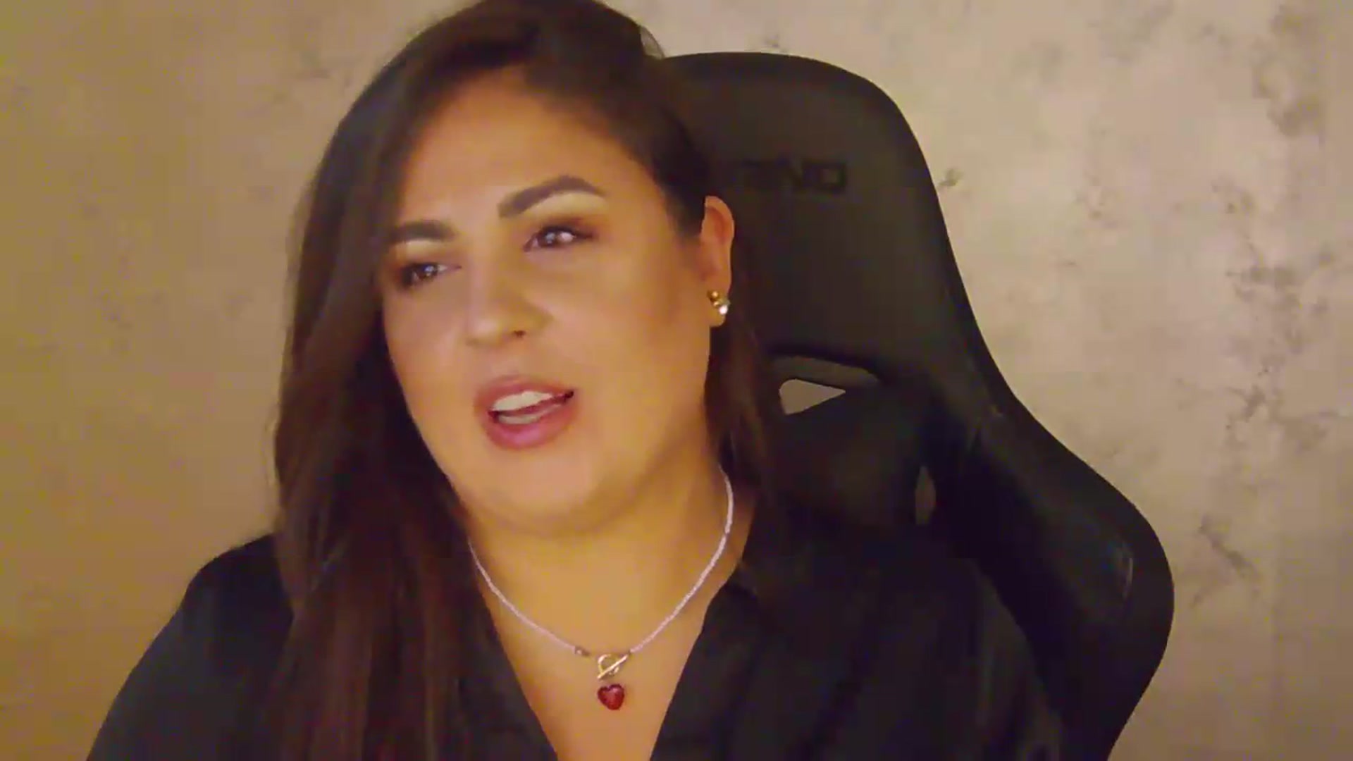 Gallery image thumbnail from NotVanilla's myfreecams stream on, 08/21/2026, 23:27 image 7 of 20