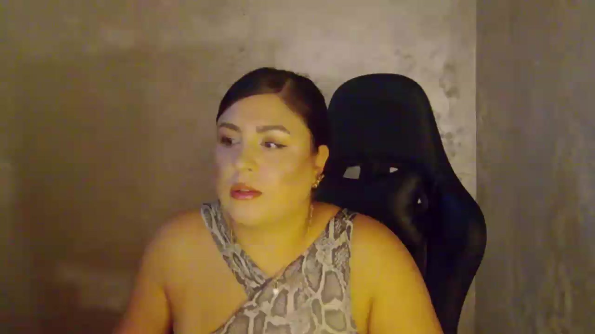 Gallery image thumbnail from NotVanilla's myfreecams stream on, 08/24/2026, 22:28 image 1 of 20