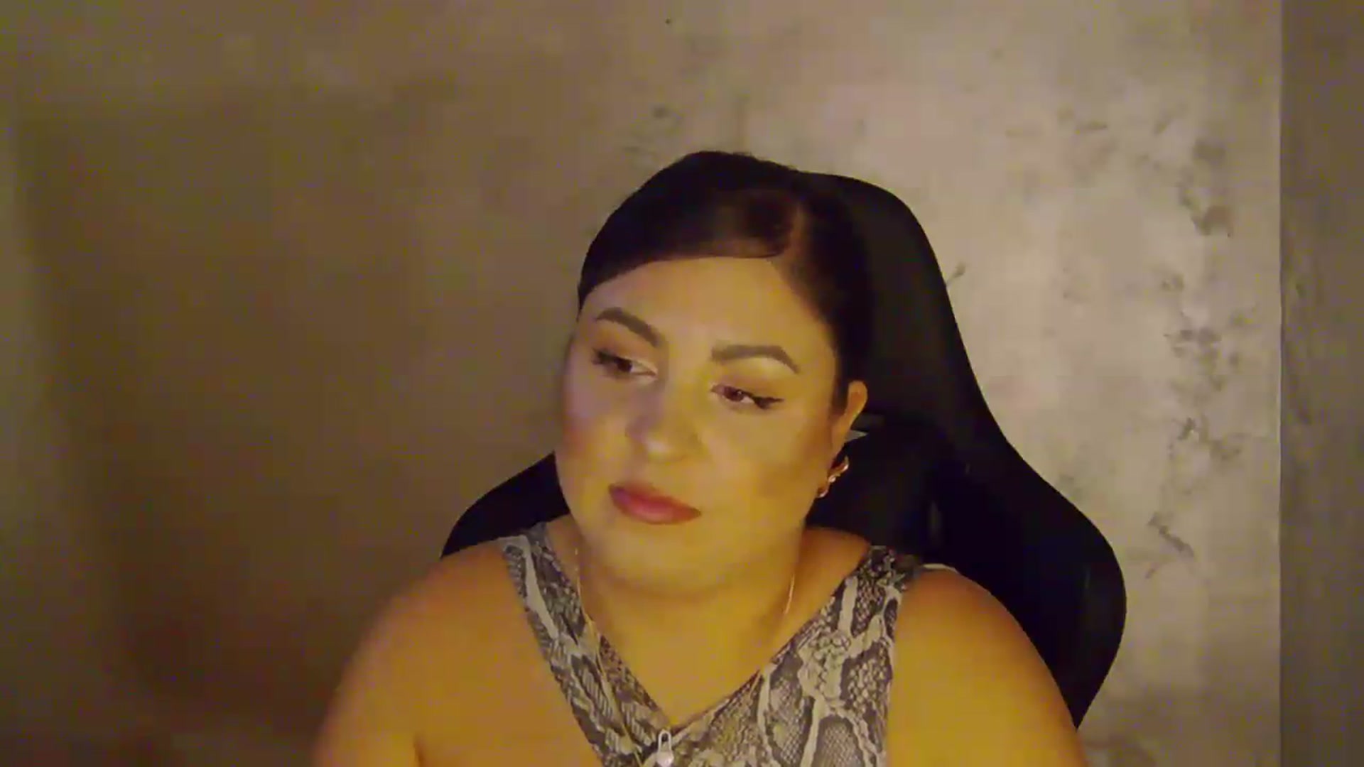 Gallery image thumbnail from NotVanilla's myfreecams stream on, 08/25/2026, 24:02 image 14 of 20