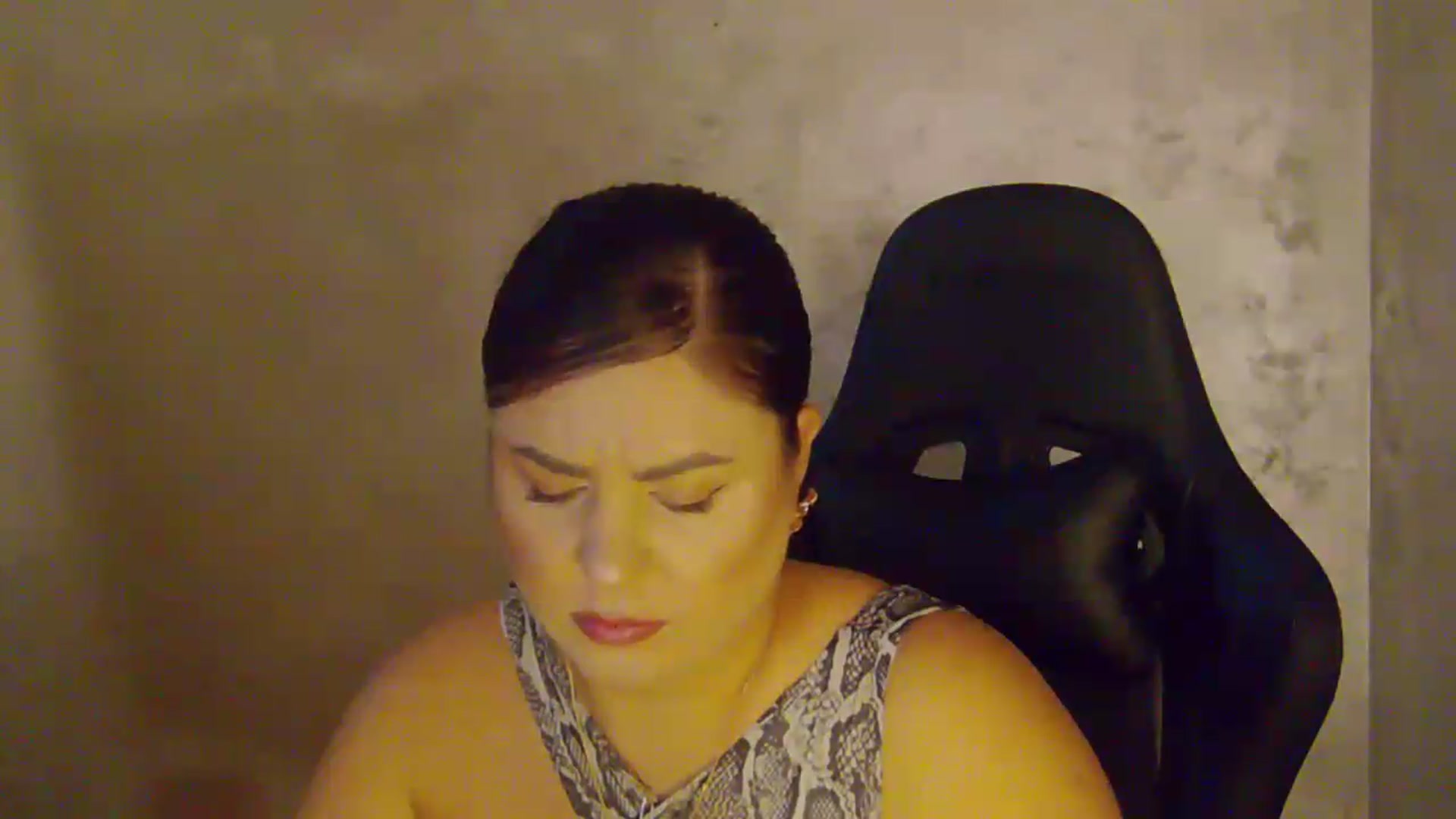 Gallery image thumbnail from NotVanilla's myfreecams stream on, 08/25/2026, 24:02 image 7 of 20