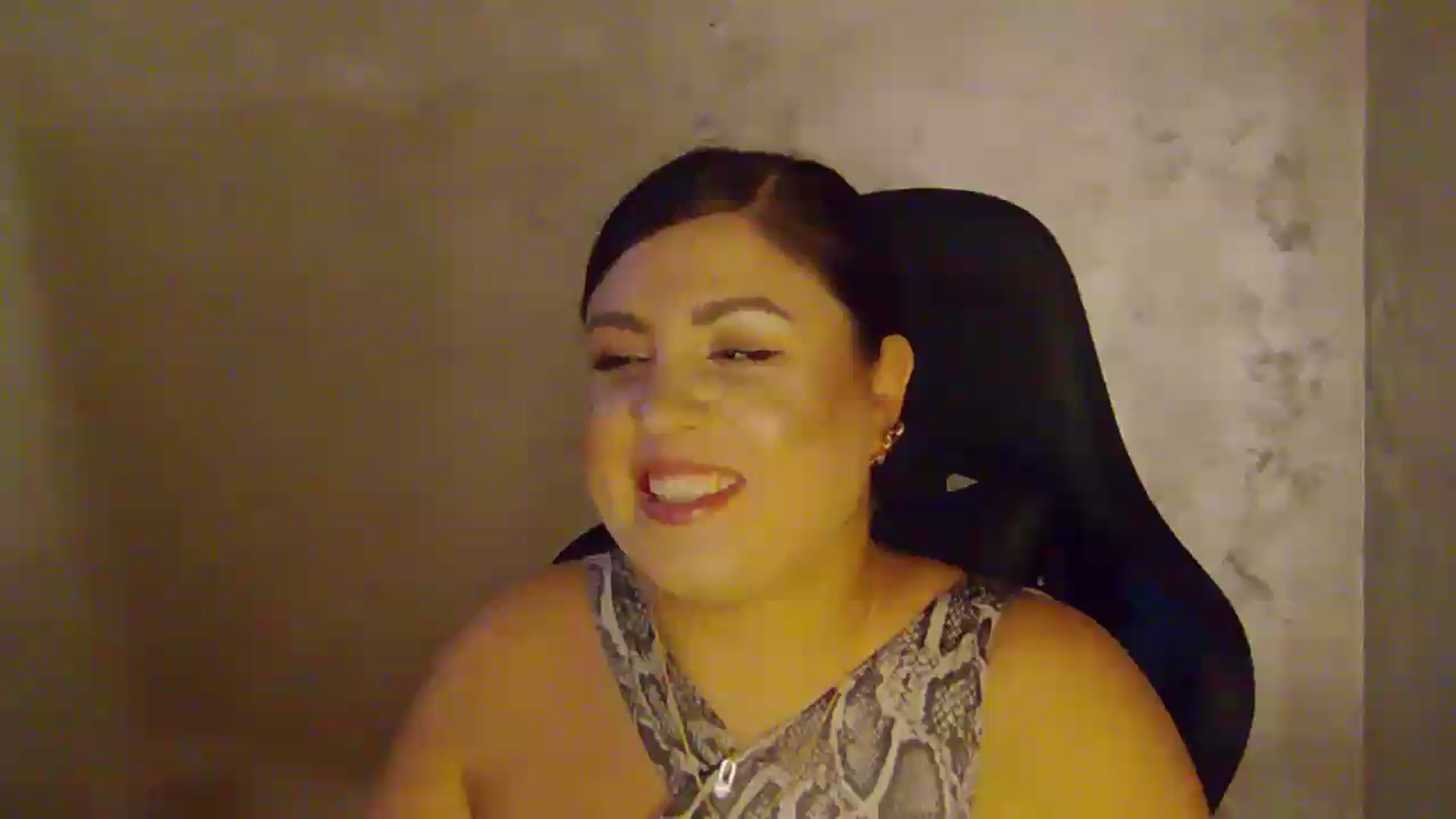 Gallery image thumbnail from NotVanilla's myfreecams stream on, 08/25/2026, 24:02 image 11 of 20