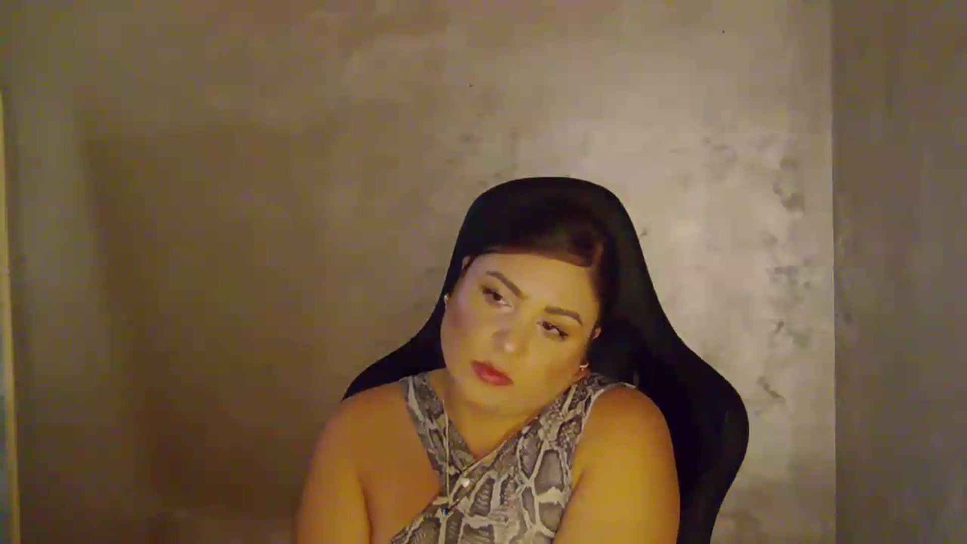 Gallery image thumbnail from NotVanilla's myfreecams stream on, 08/25/2026, 24:14 image 4 of 20