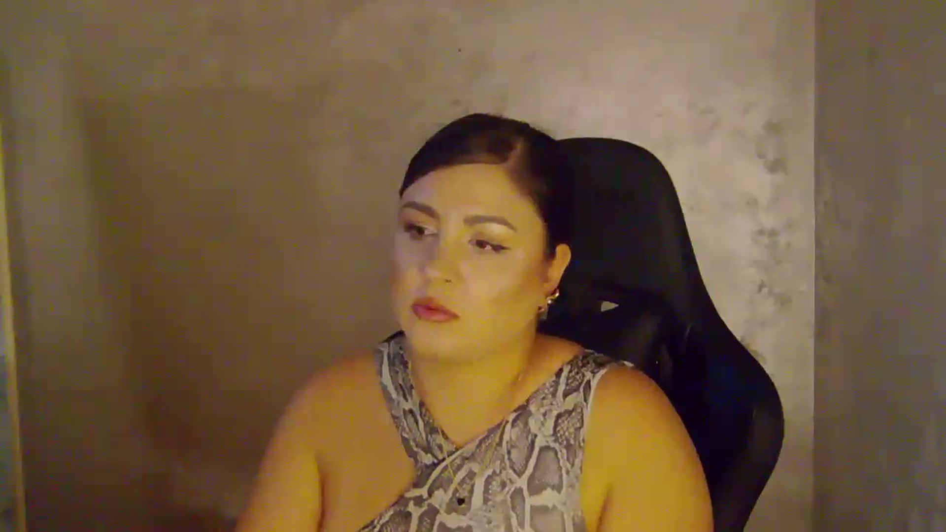 Gallery image thumbnail from NotVanilla's myfreecams stream on, 08/25/2026, 24:14 image 20 of 20