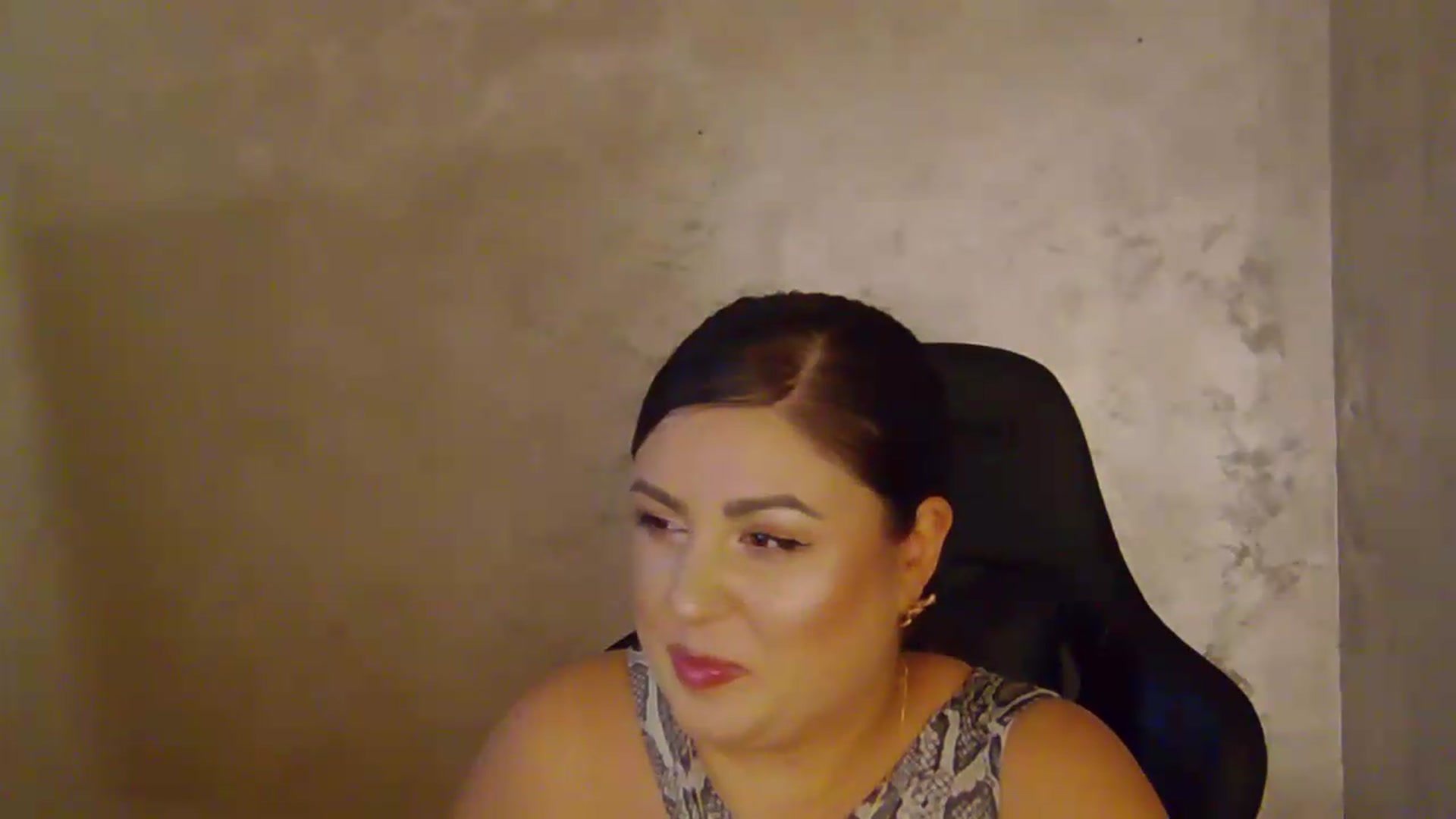 Gallery image thumbnail from NotVanilla's myfreecams stream on, 08/25/2026, 02:33 image 7 of 20