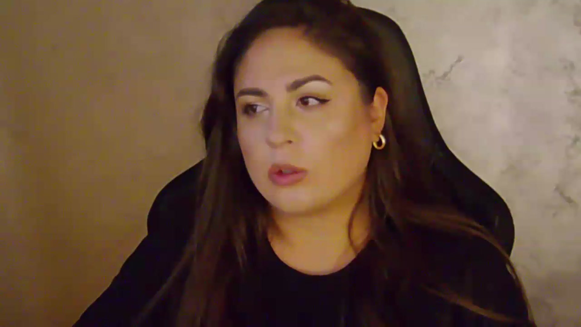 Gallery image thumbnail from NotVanilla's myfreecams stream on, 08/27/2026, 01:19 image 18 of 20