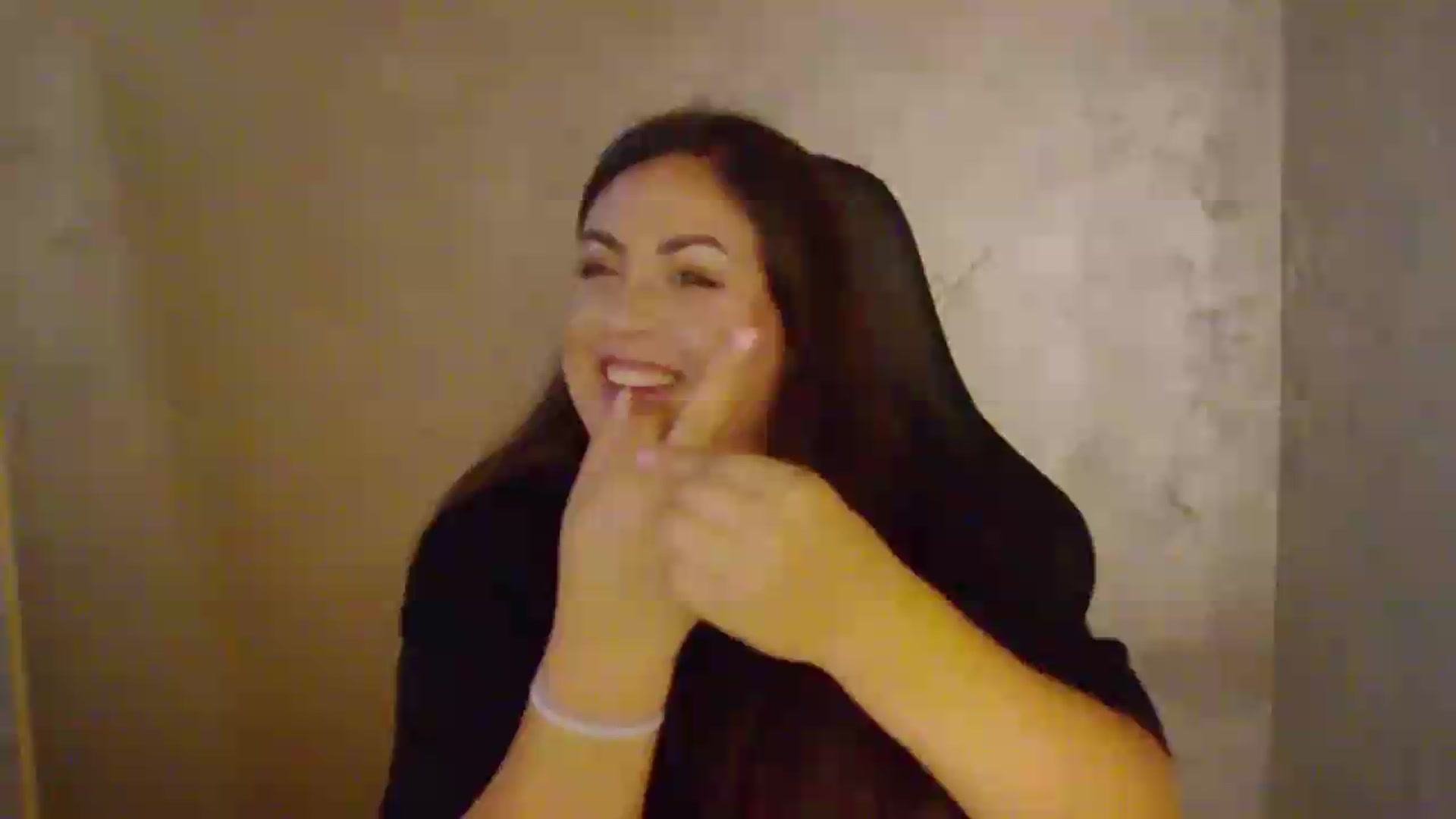 Gallery image thumbnail from NotVanilla's myfreecams stream on, 08/27/2026, 01:19 image 2 of 20