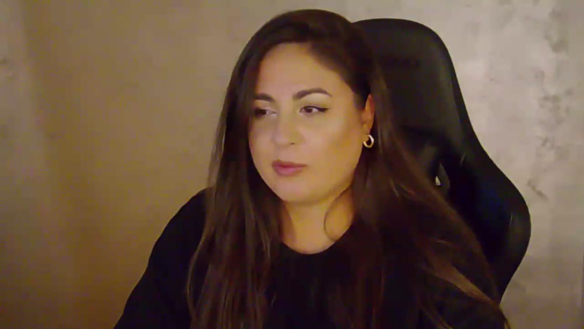 Gallery image thumbnail from NotVanilla's myfreecams stream on, 08/27/2026, 01:19 image 20 of 20