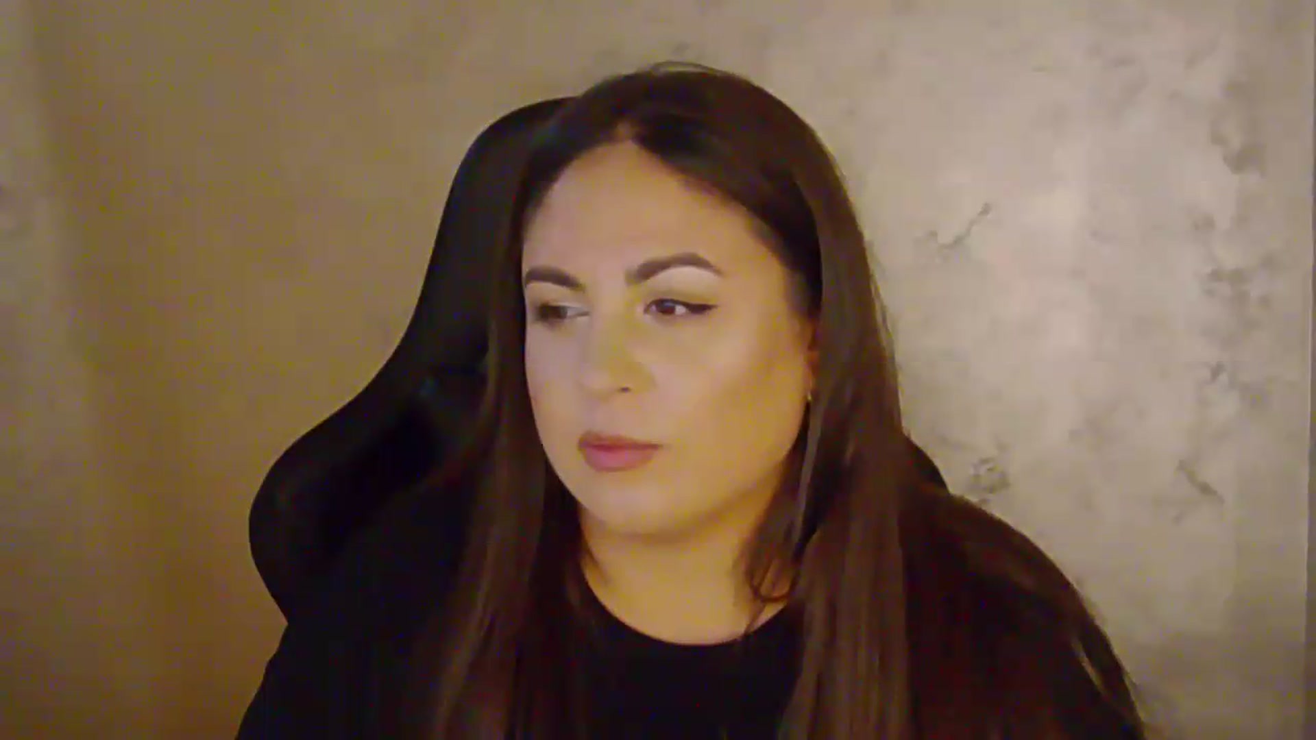 Gallery image thumbnail from NotVanilla's myfreecams stream on, 08/27/2026, 02:16 image 9 of 20