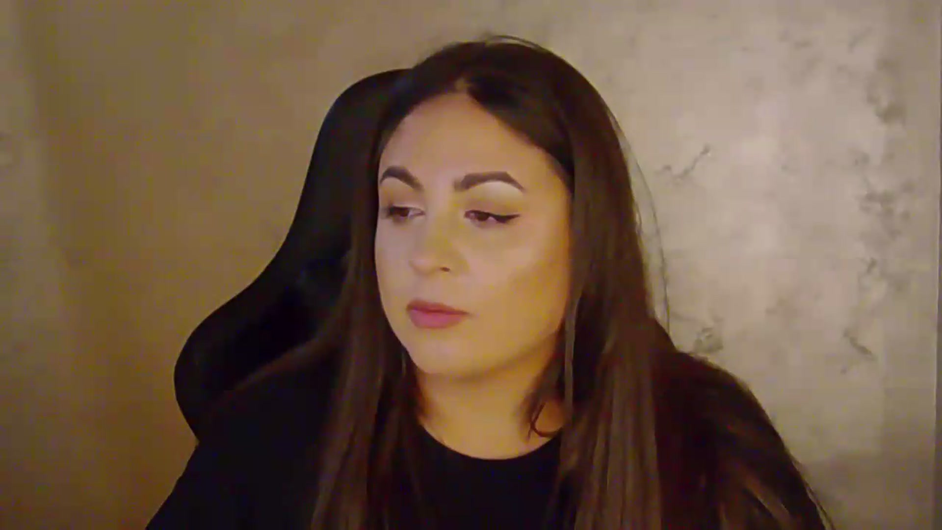 Gallery image thumbnail from NotVanilla's myfreecams stream on, 08/27/2026, 02:16 image 13 of 20