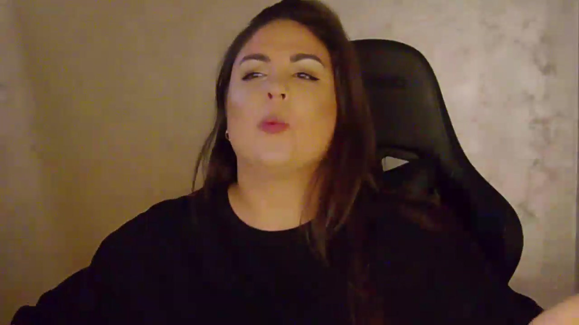 Gallery image thumbnail from NotVanilla's myfreecams stream on, 08/27/2026, 02:16 image 20 of 20