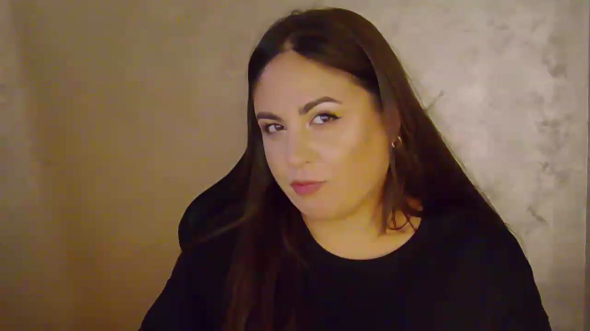 Gallery image thumbnail from NotVanilla's myfreecams stream on, 08/27/2026, 02:16 image 6 of 20