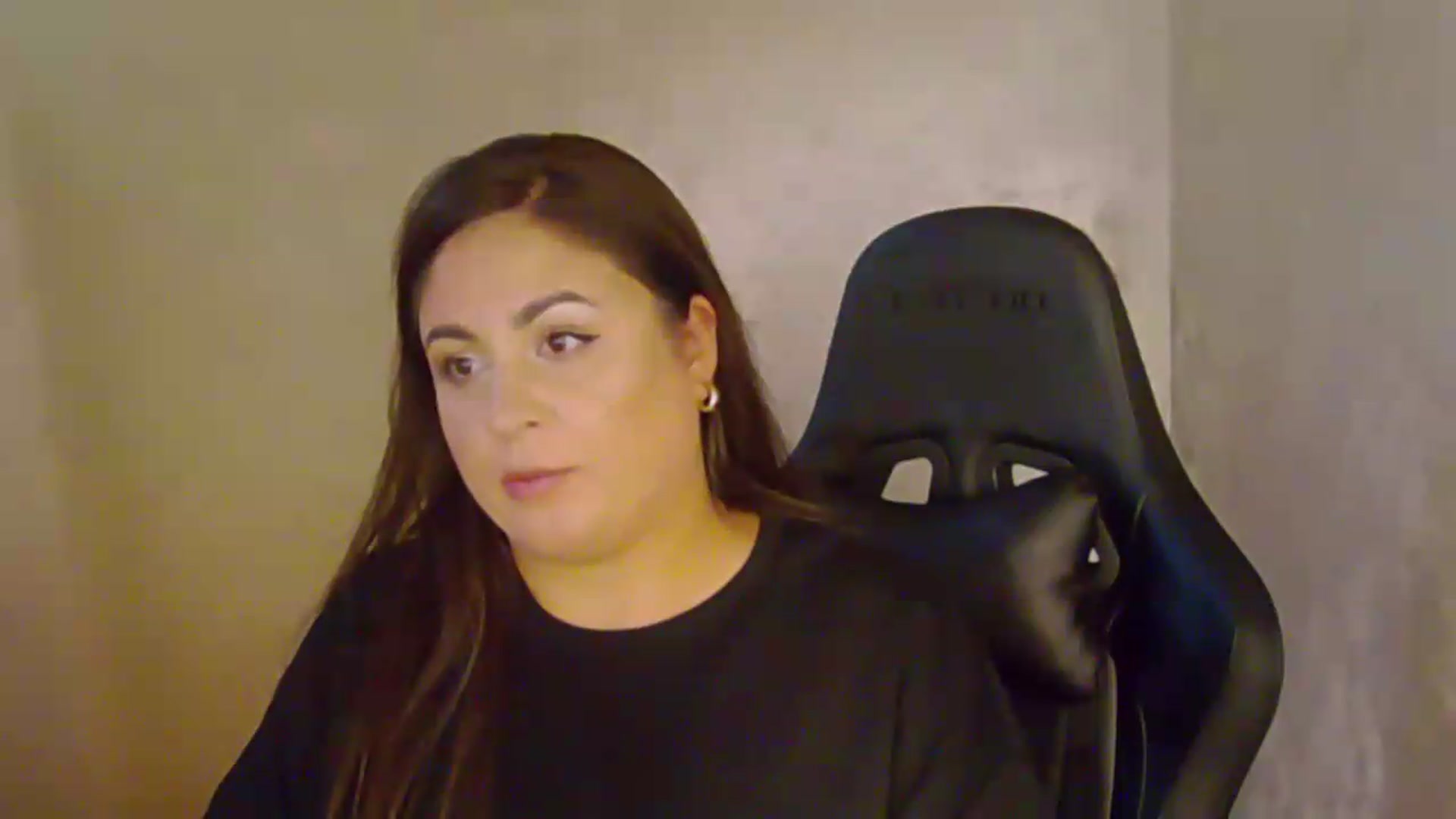 Gallery image thumbnail from NotVanilla's myfreecams stream on, 08/27/2026, 04:21 image 16 of 20