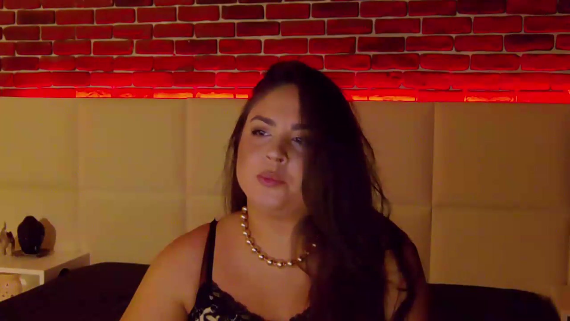 Gallery image thumbnail from NotVanilla's myfreecams stream on, 08/27/2026, 23:22 image 12 of 20