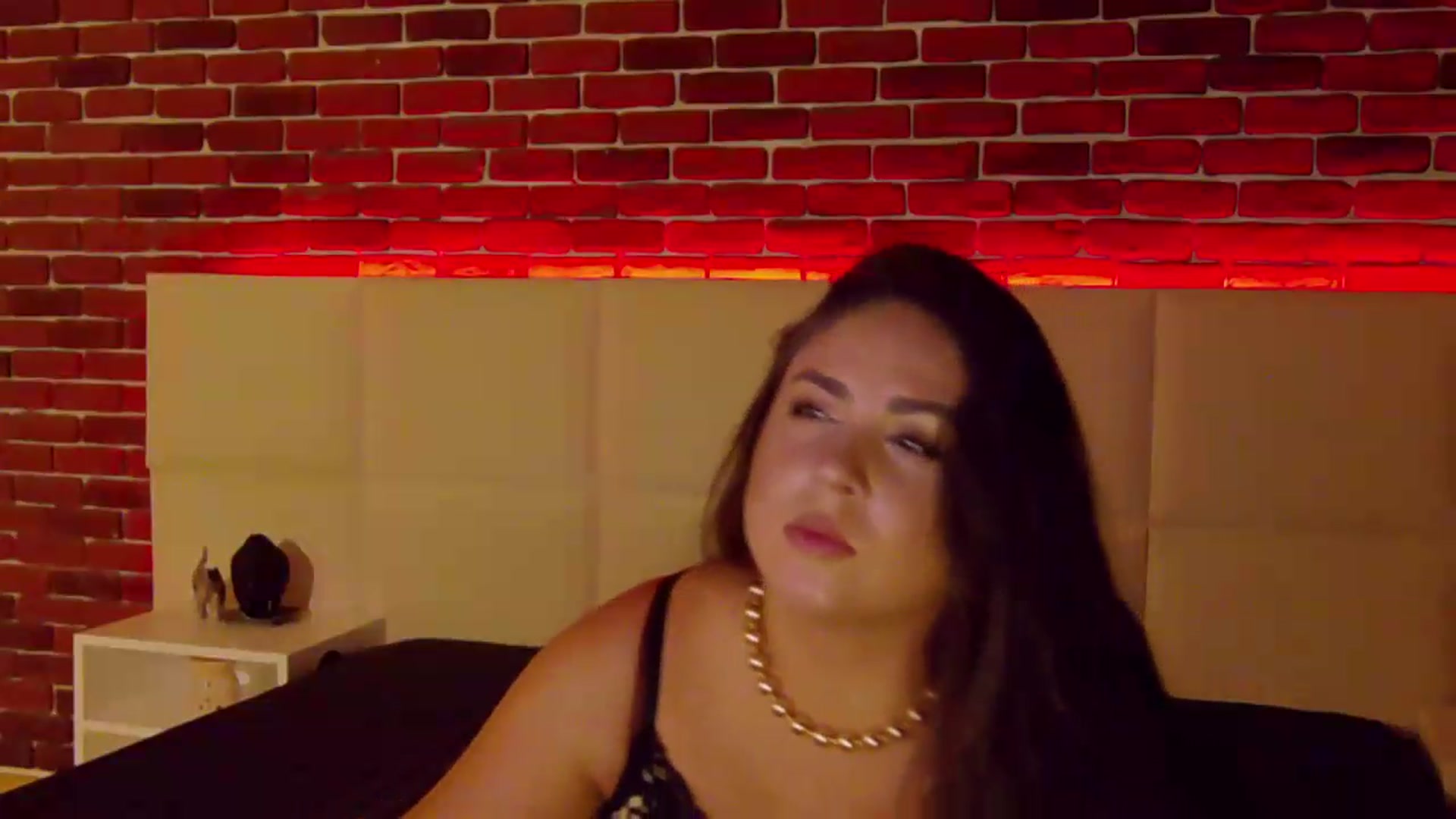 Gallery image thumbnail from NotVanilla's myfreecams stream on, 08/27/2026, 23:36 image 2 of 20