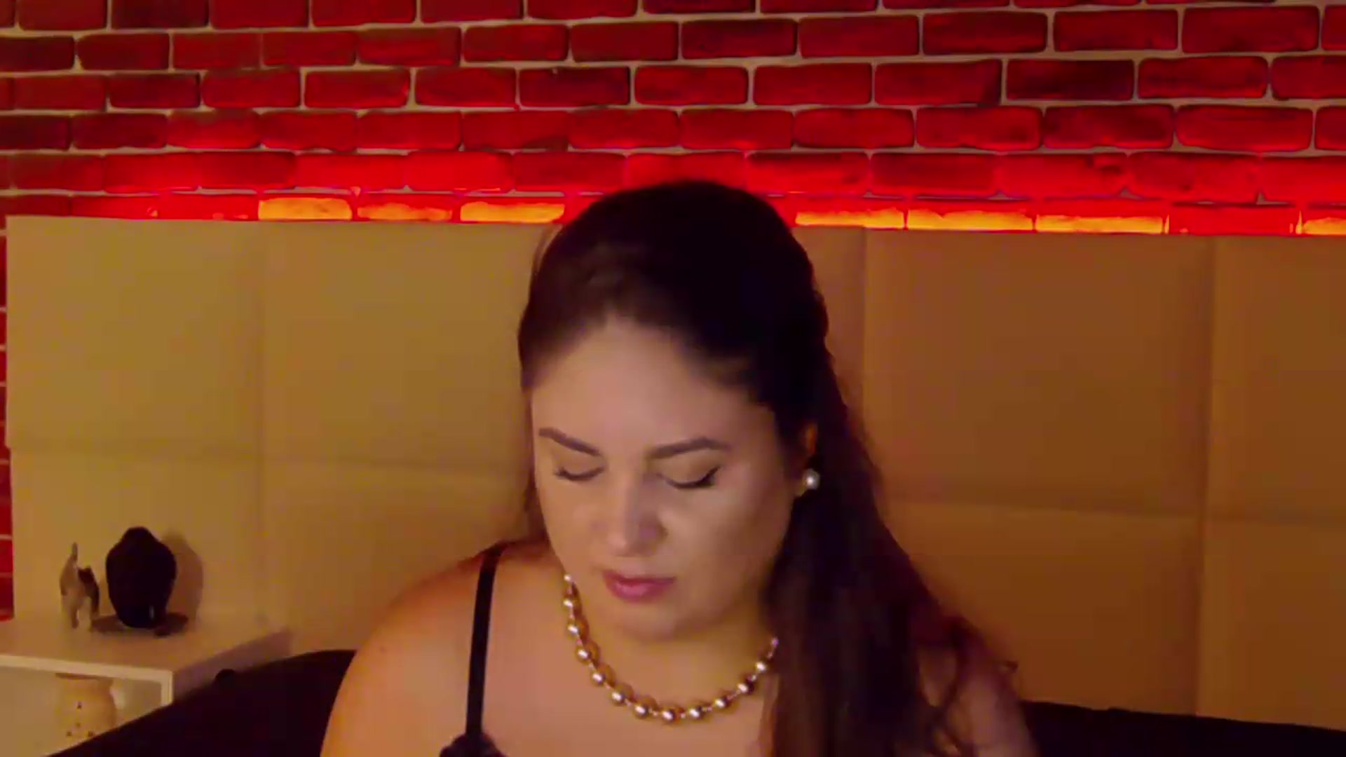 Gallery image thumbnail from NotVanilla's myfreecams stream on, 08/28/2026, 04:13 image 20 of 20