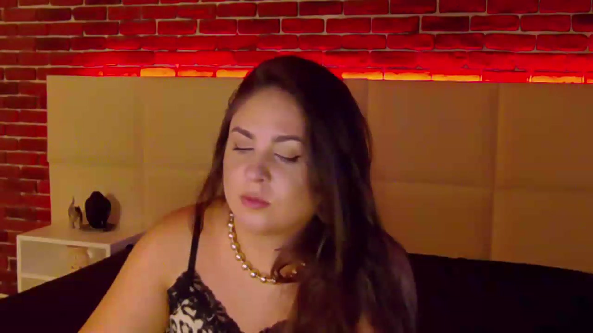 Gallery image thumbnail from NotVanilla's myfreecams stream on, 08/28/2026, 05:48 image 3 of 20