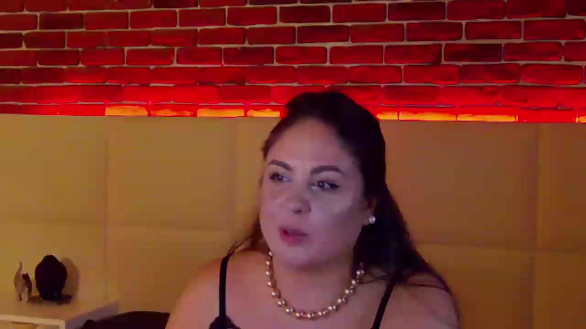 Gallery image thumbnail from NotVanilla's myfreecams stream on, 08/28/2026, 05:48 image 15 of 20