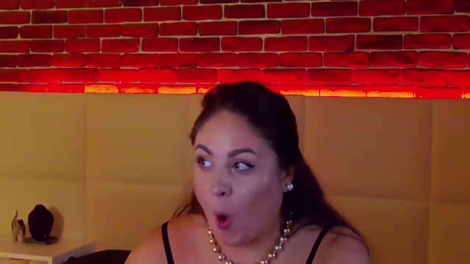 Gallery image thumbnail from NotVanilla's myfreecams stream on, 08/28/2026, 05:48 image 12 of 20